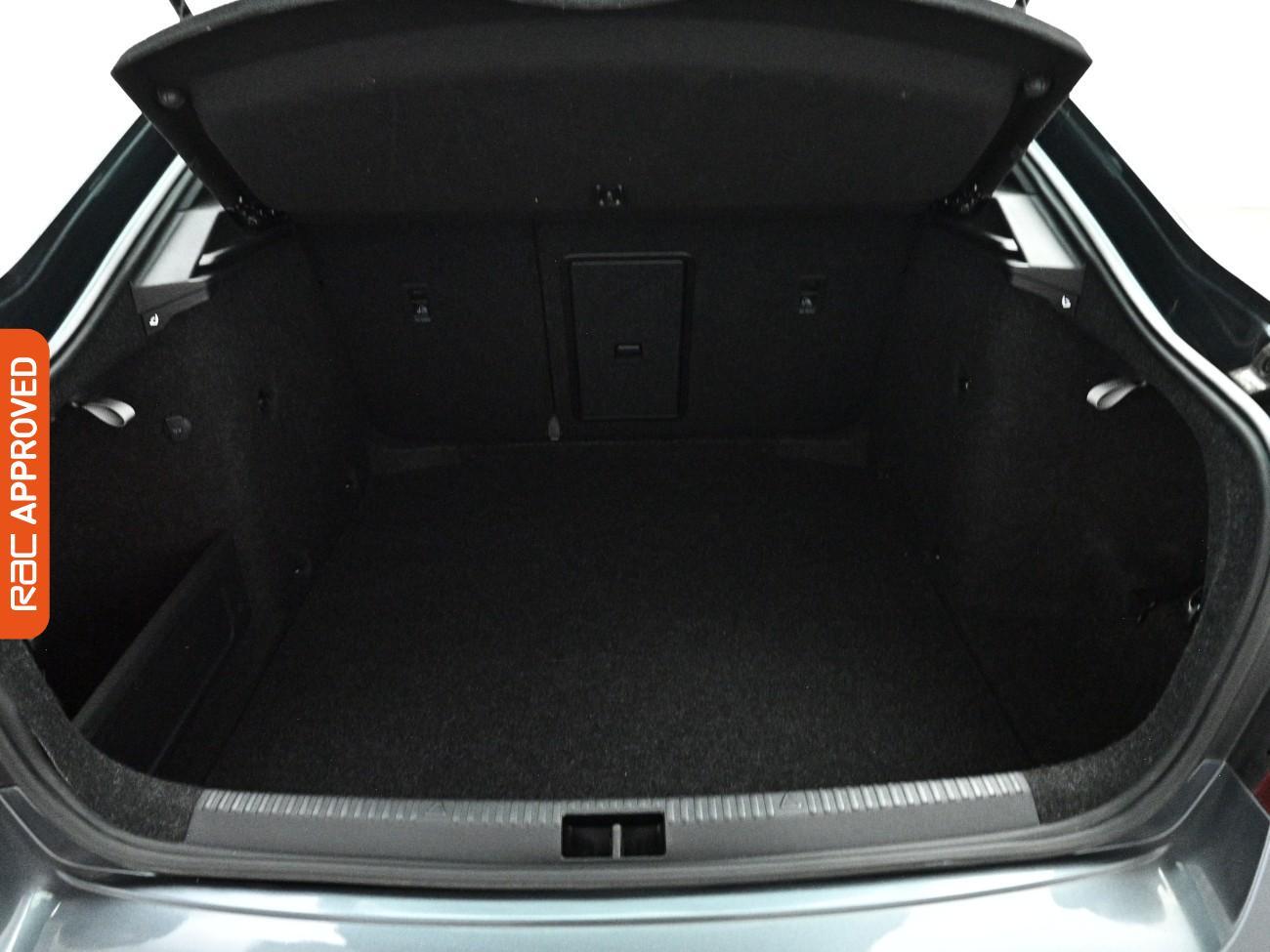 Skoda Octavia view 25