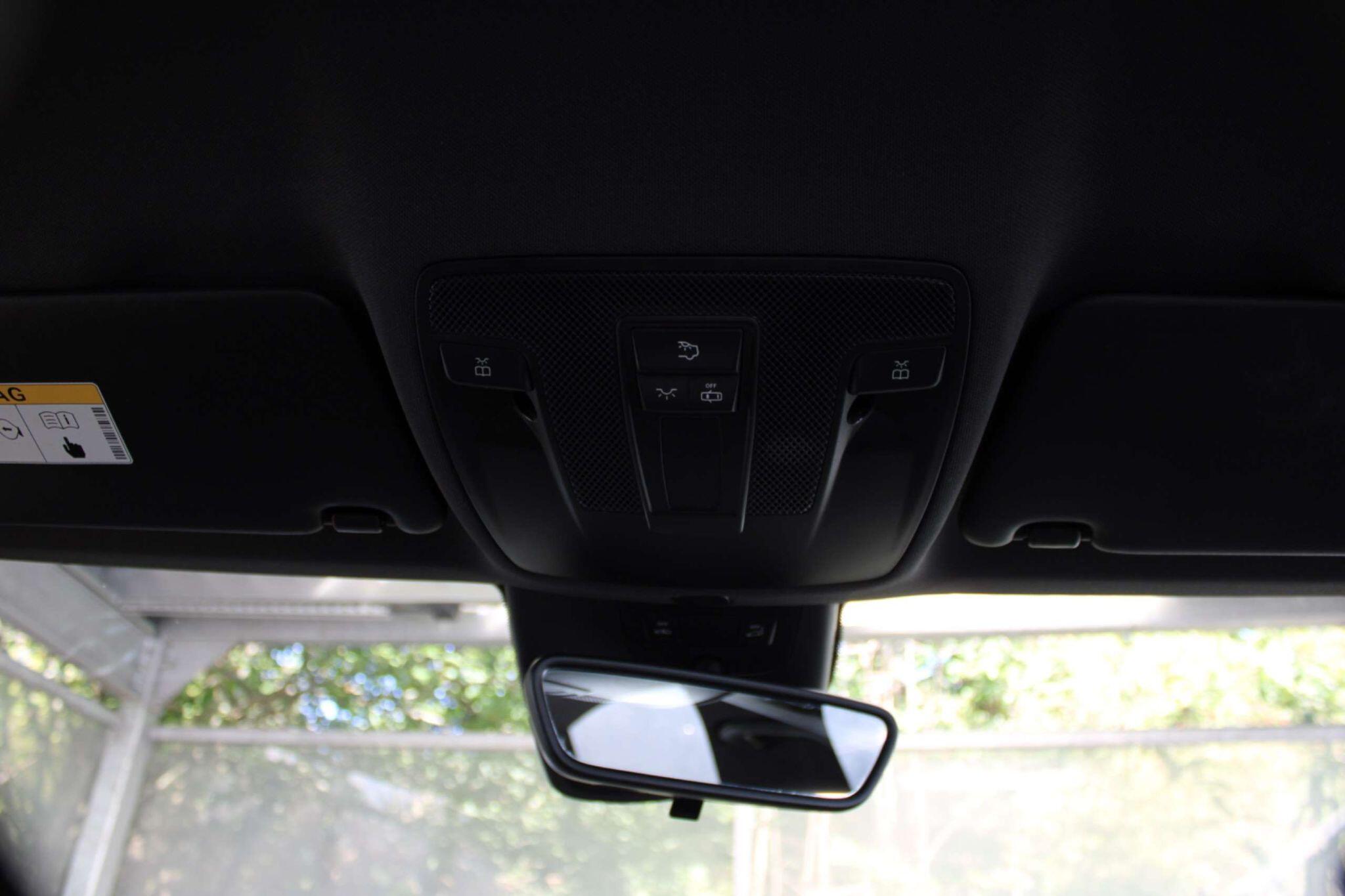 Mercedes-Benz Cla view 37