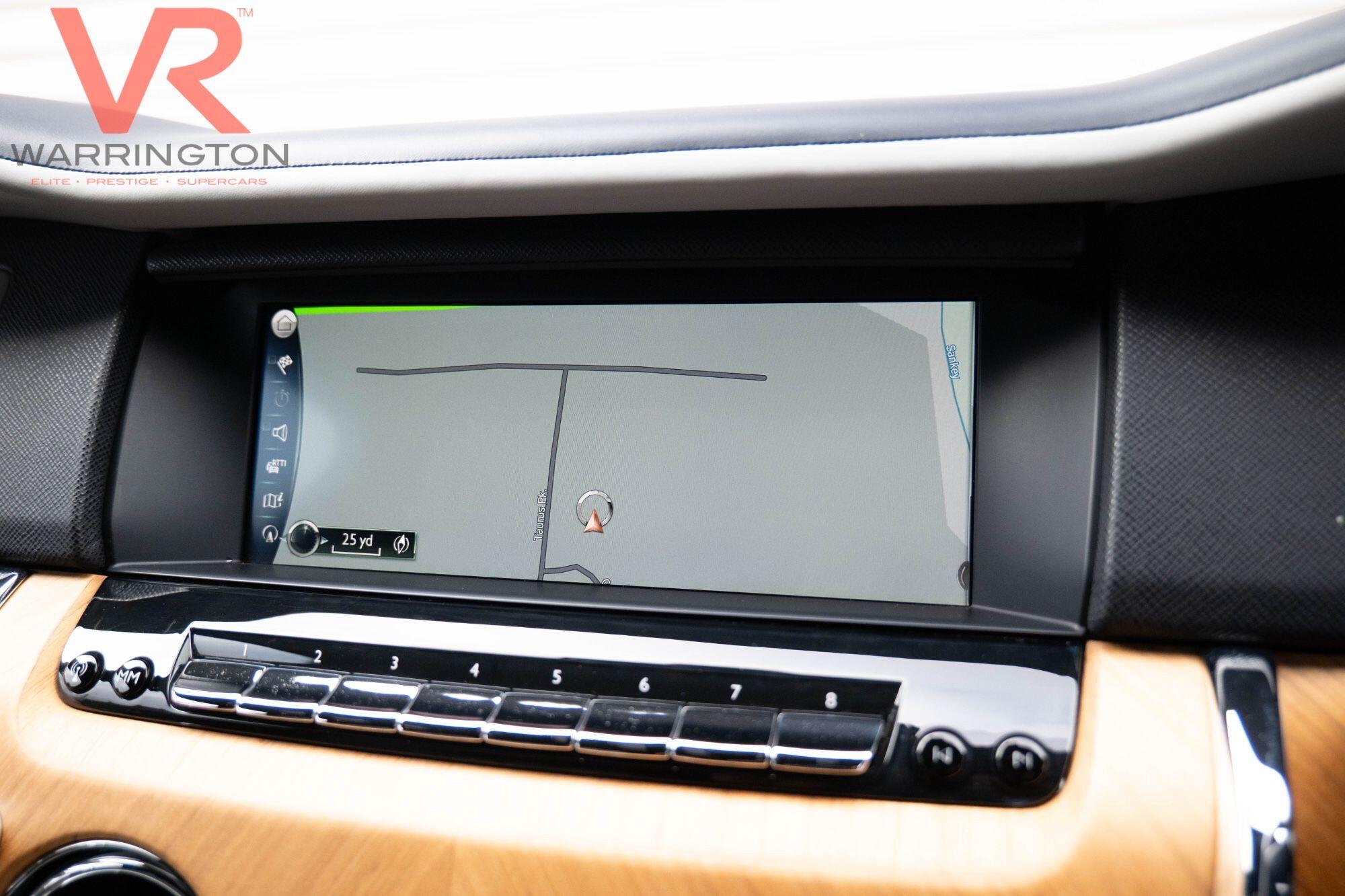 Rolls-Royce Cullinan view 36