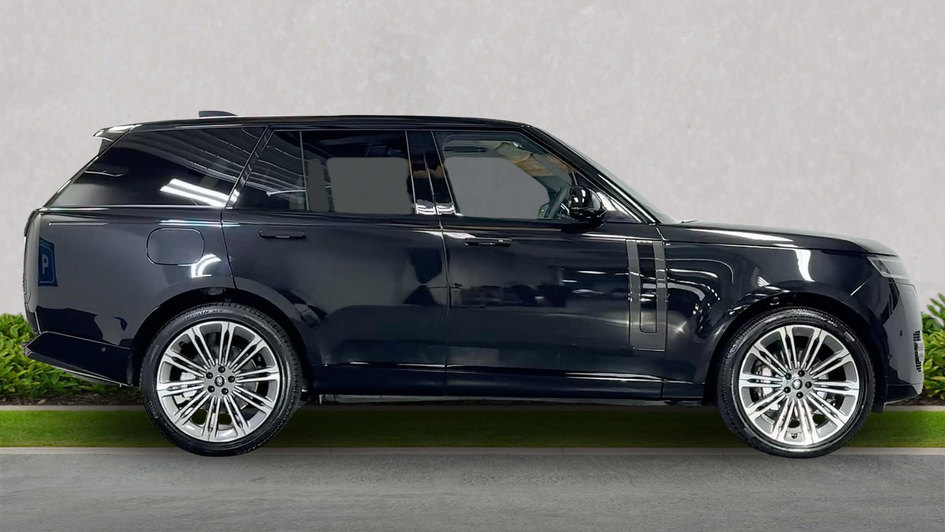 Land Rover Range Rover view 5