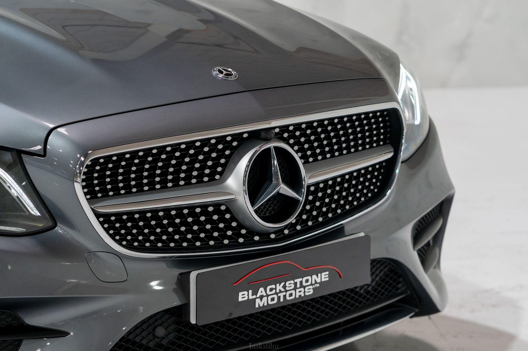 Mercedes-Benz E-Class view 41