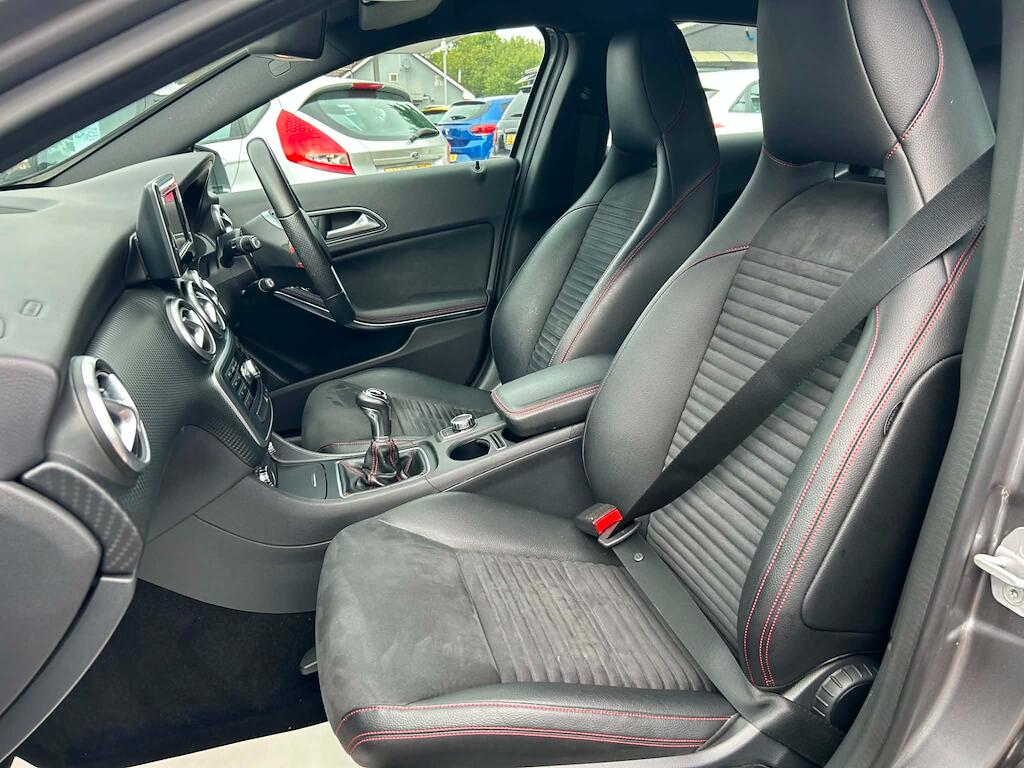 Mercedes-Benz A-Class view 18