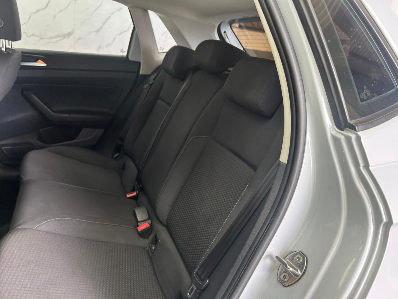 Volkswagen Polo view 22