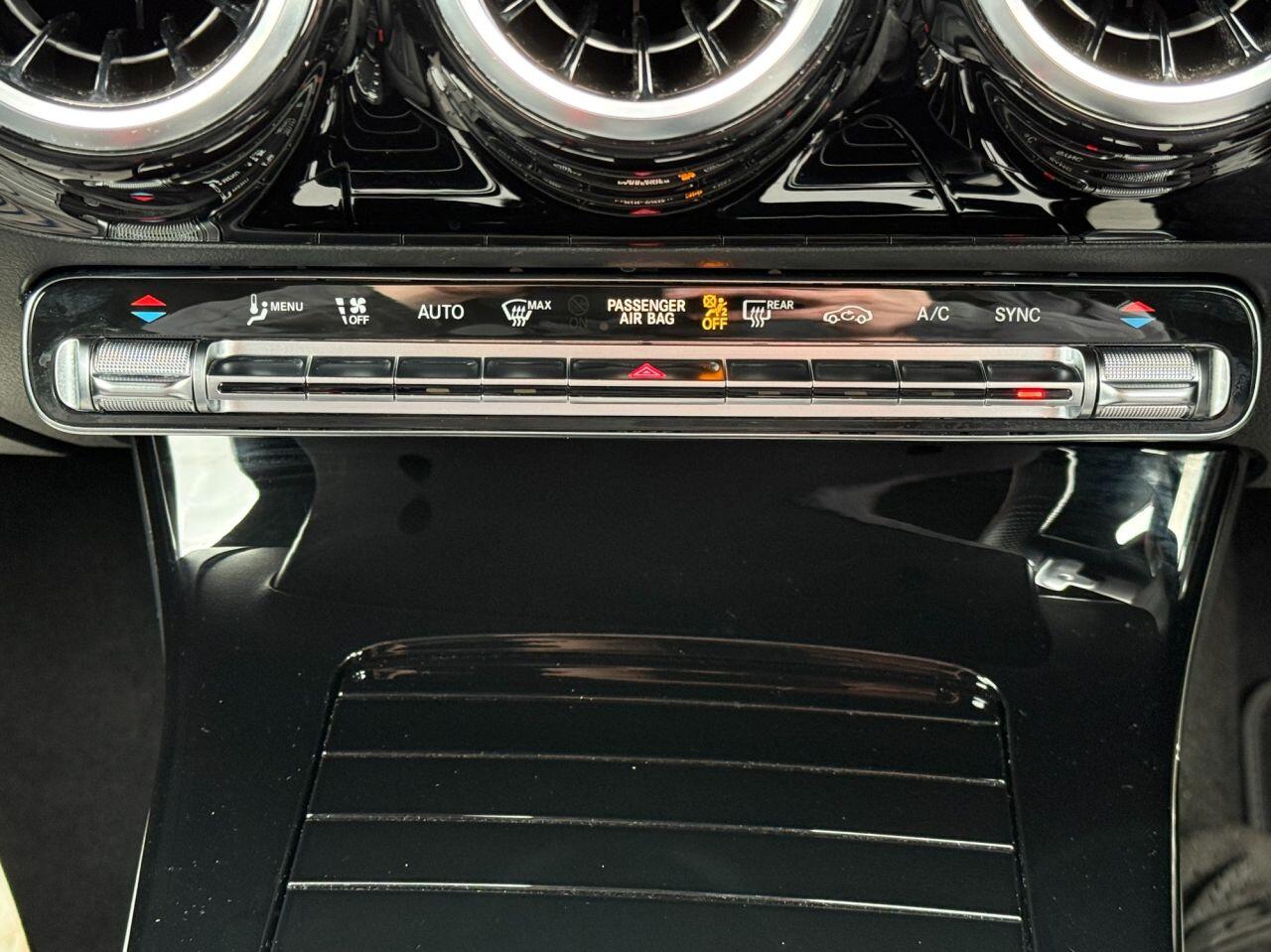 Mercedes-Benz CLA view 30