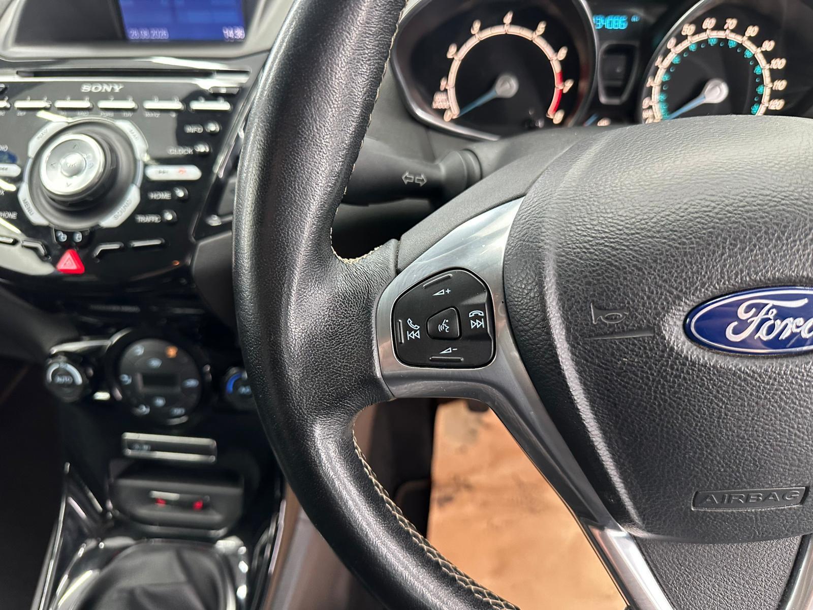 Ford Fiesta view 34
