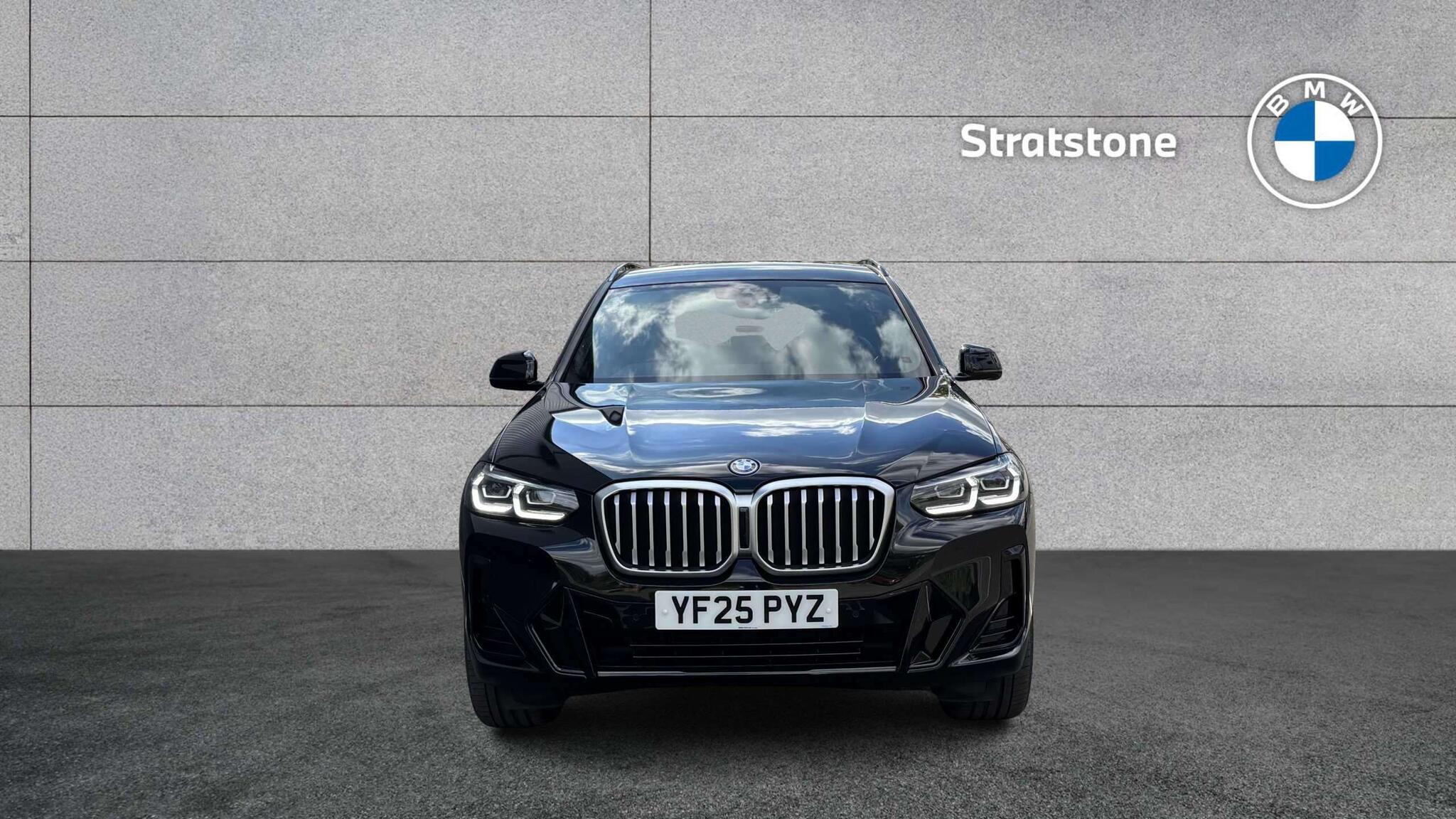 BMW X3 view 16