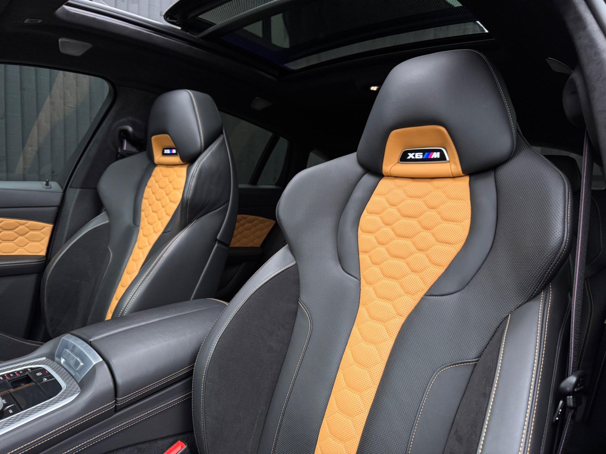 BMW X6 M view 5