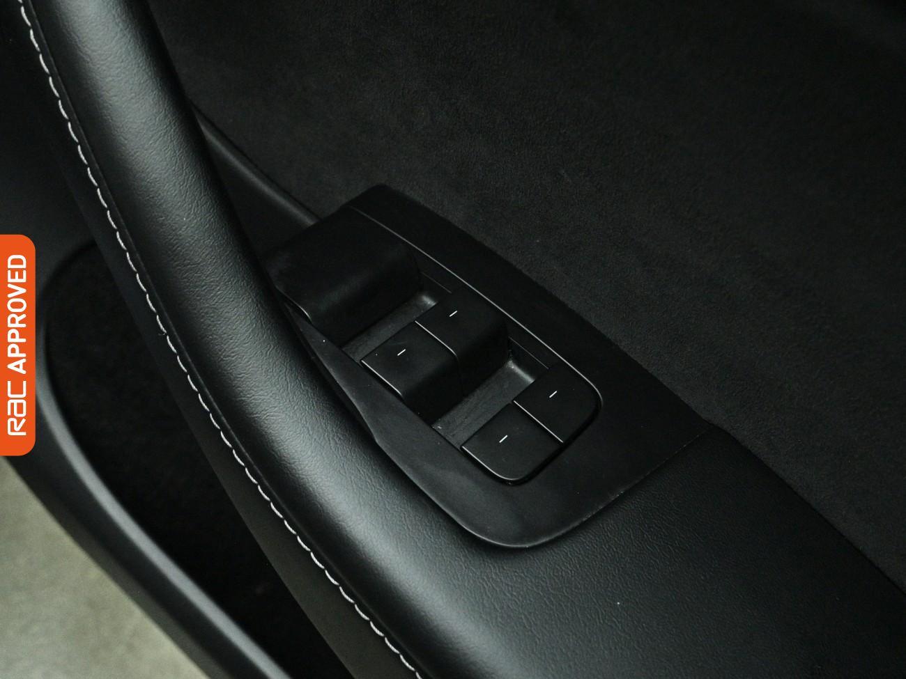 Tesla Model Y view 26