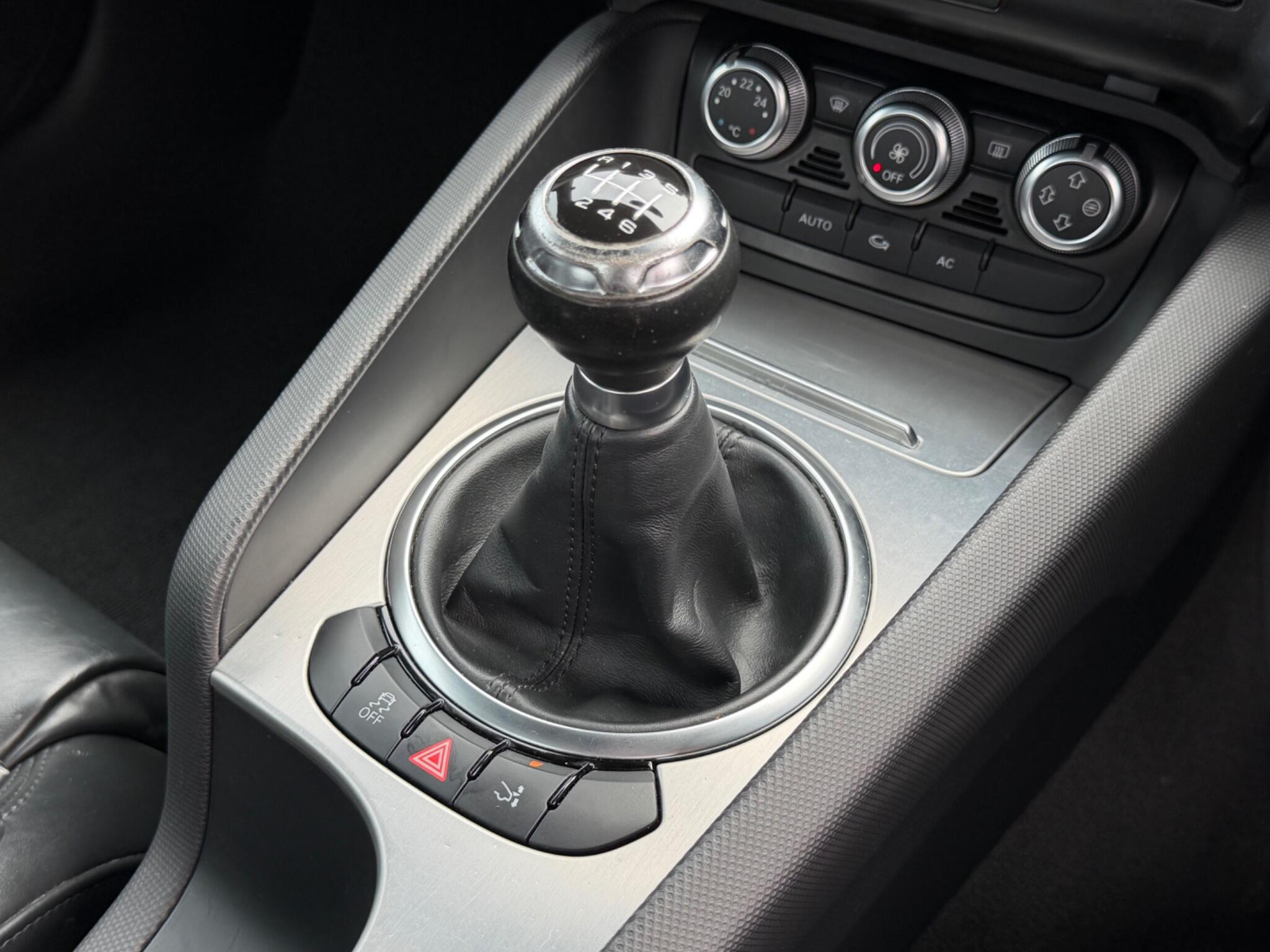Audi TT view 33