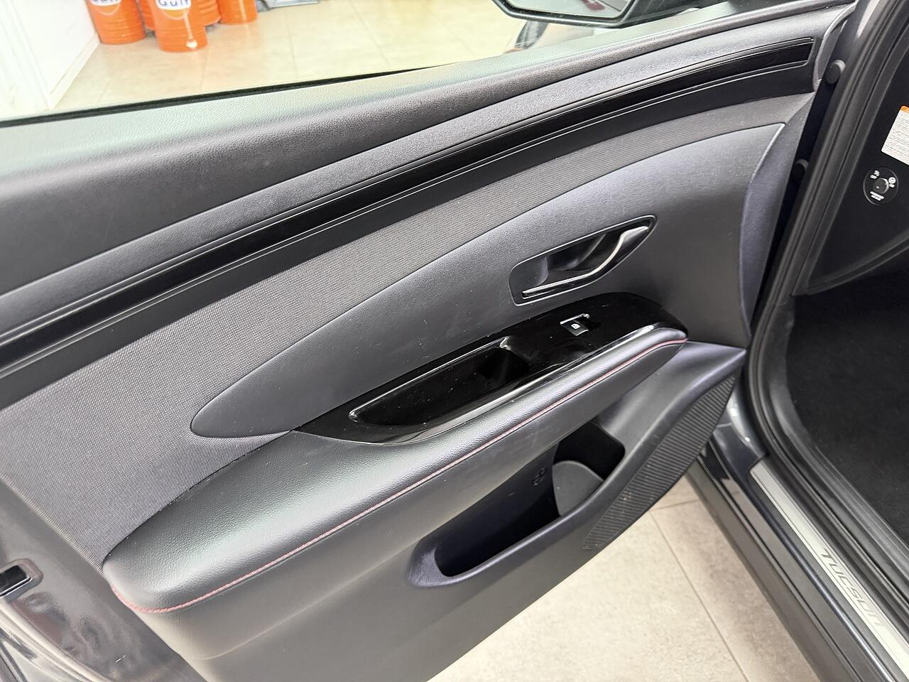 Hyundai Tucson view 21