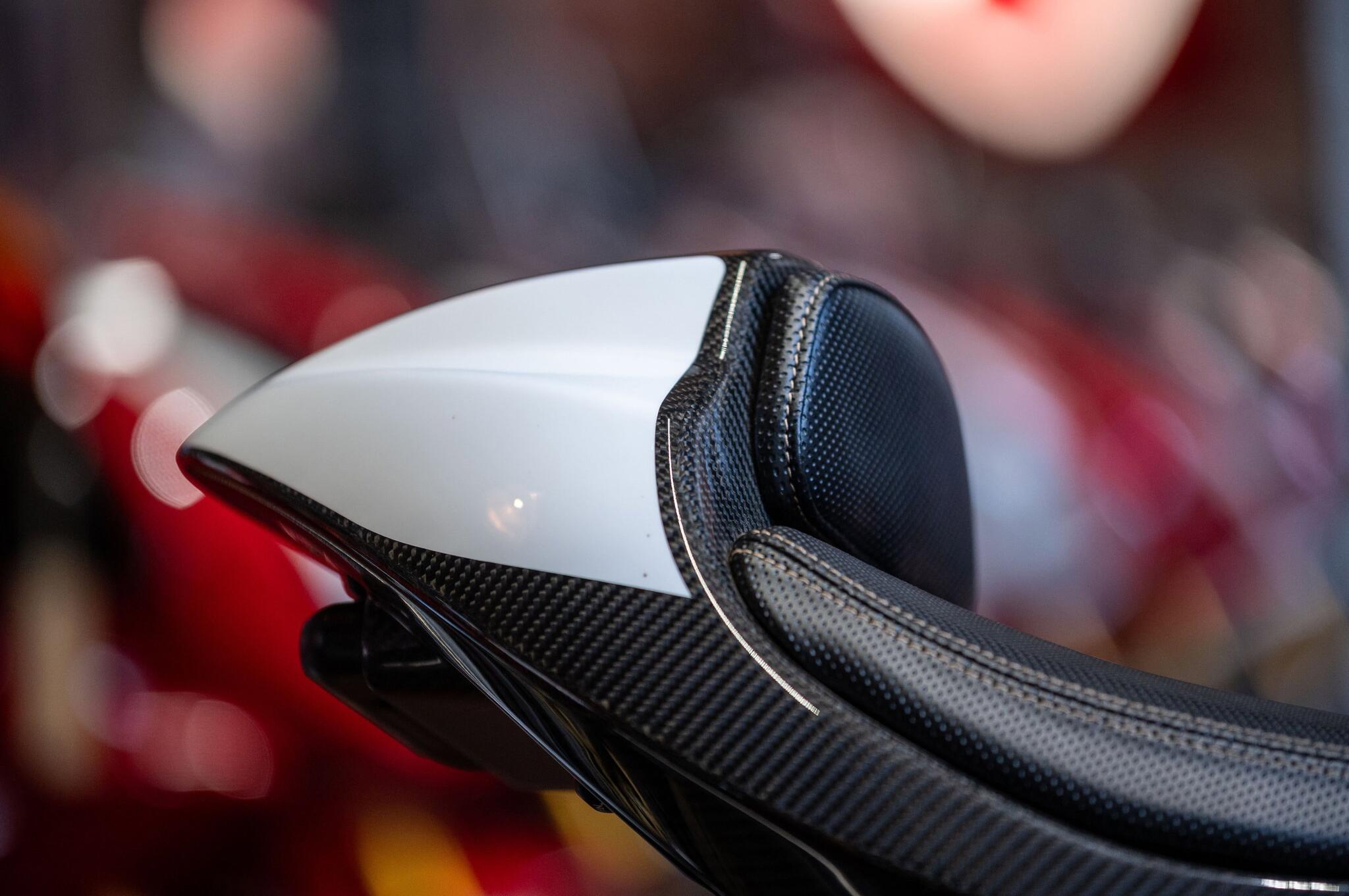 Norton V4 CR view 3