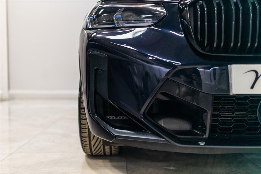 BMW X4 M view 16