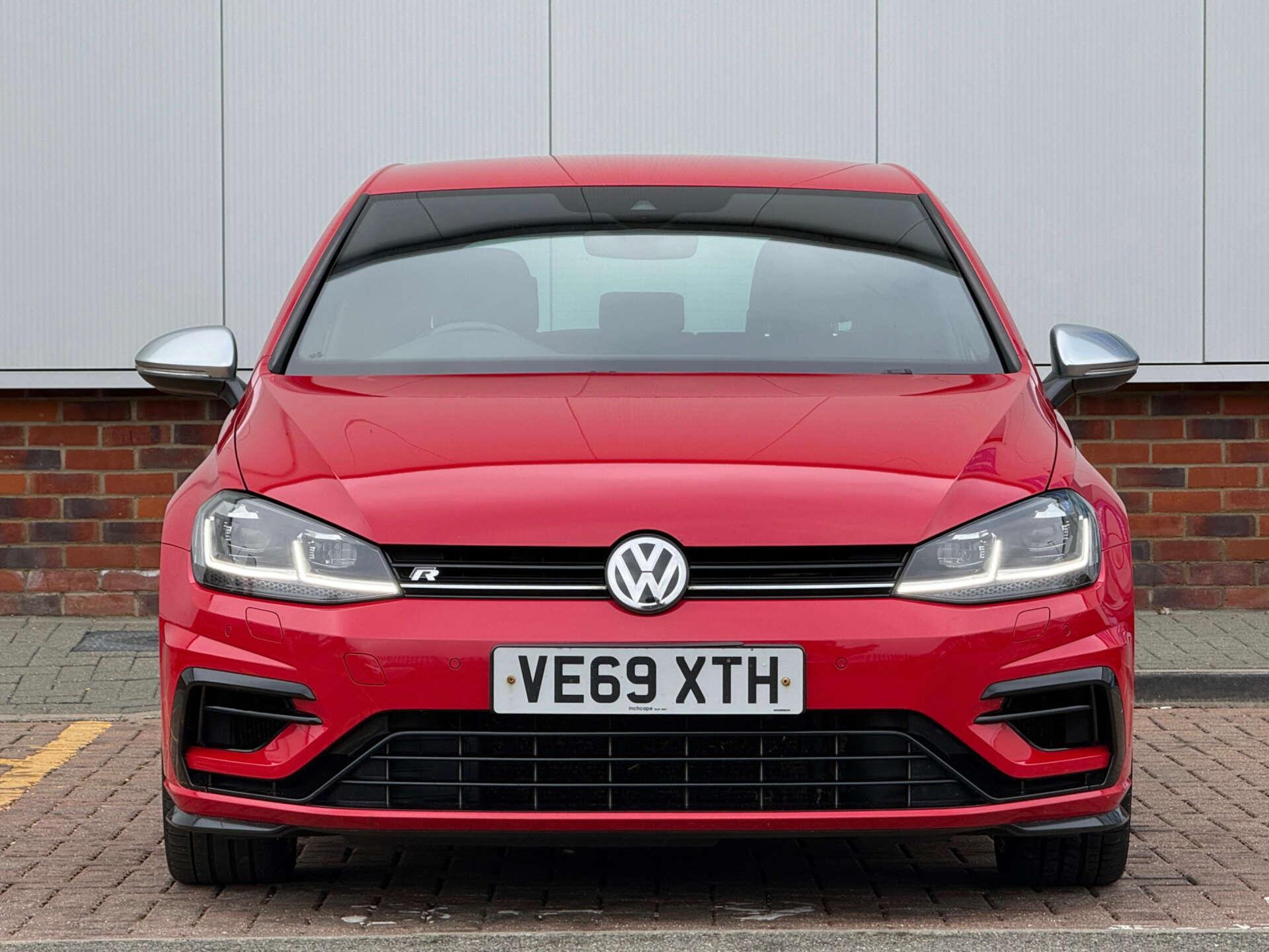 Volkswagen Golf view 2