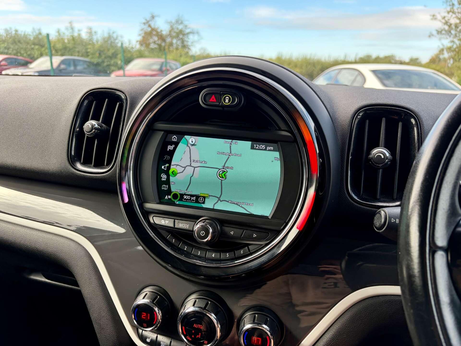 Mini Countryman view 51