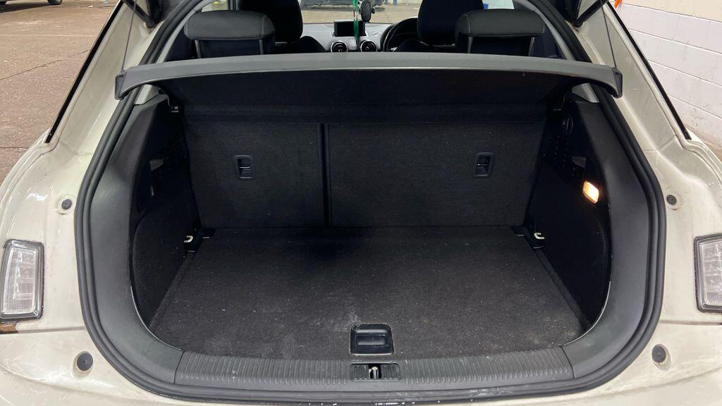 Audi A1 view 9