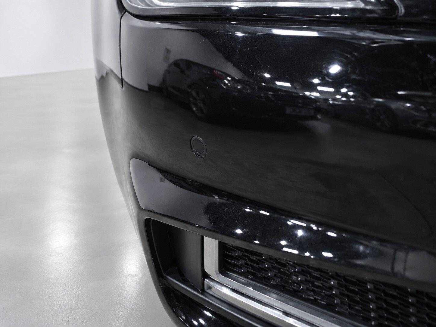Audi A4 view 16