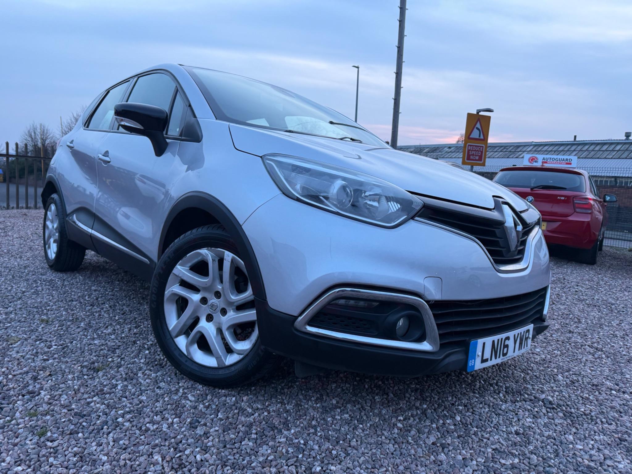 Renault Captur view 4