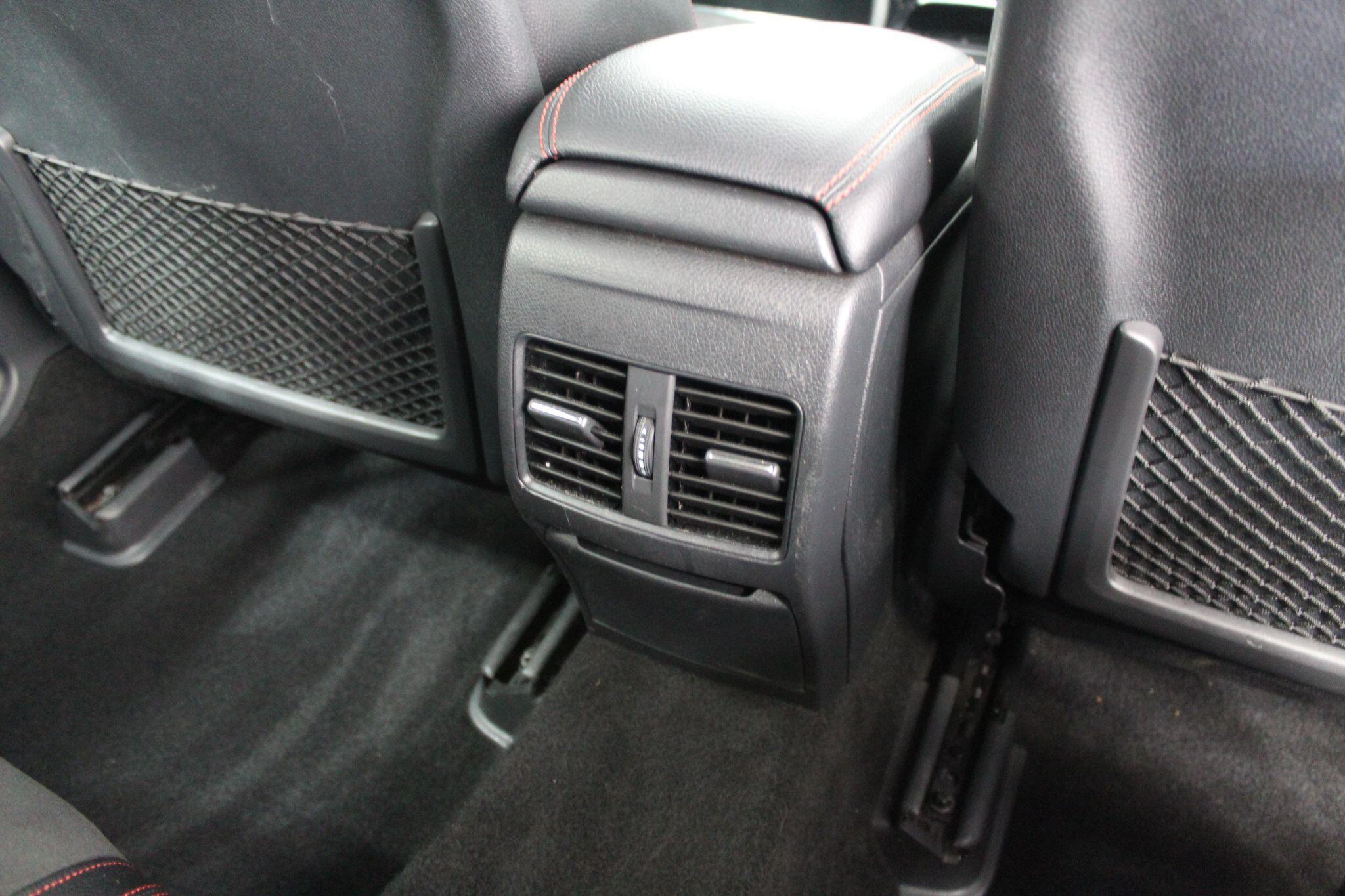 Mercedes-Benz A-Class view 50