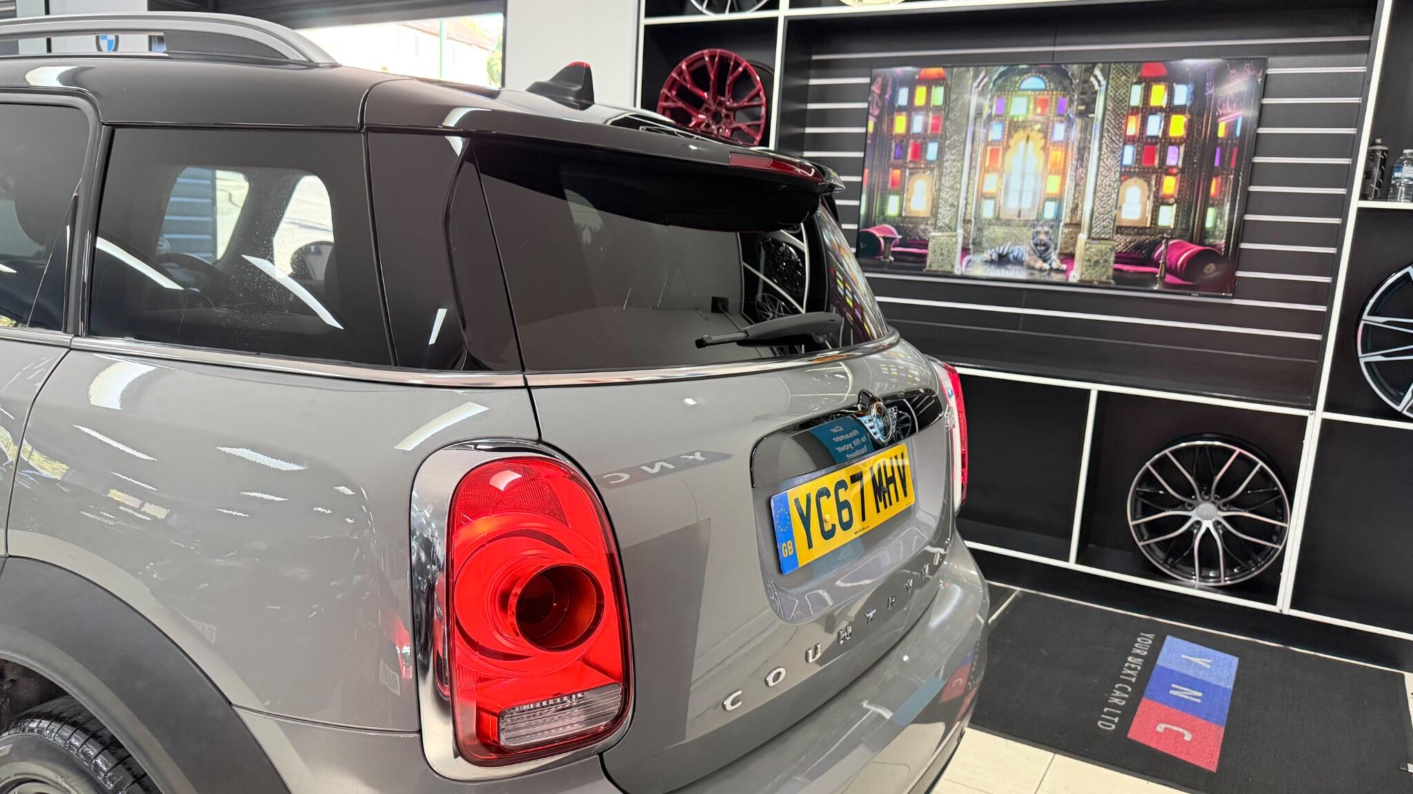 MINI Countryman view 31