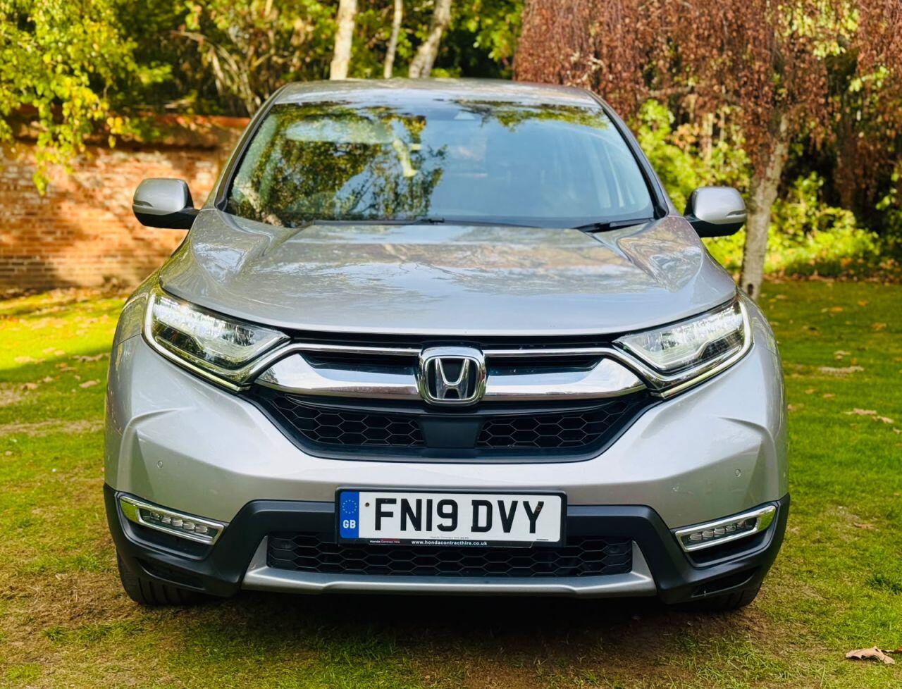 Honda CR-V view 3