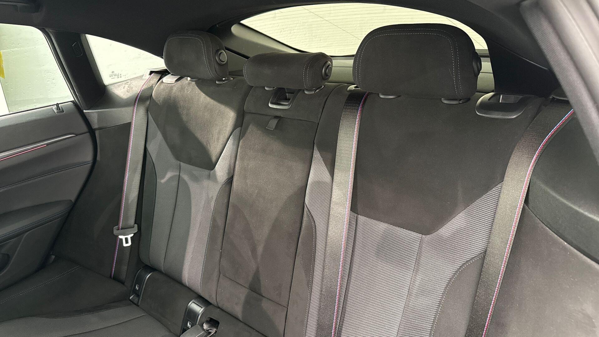BMW I4 view 12