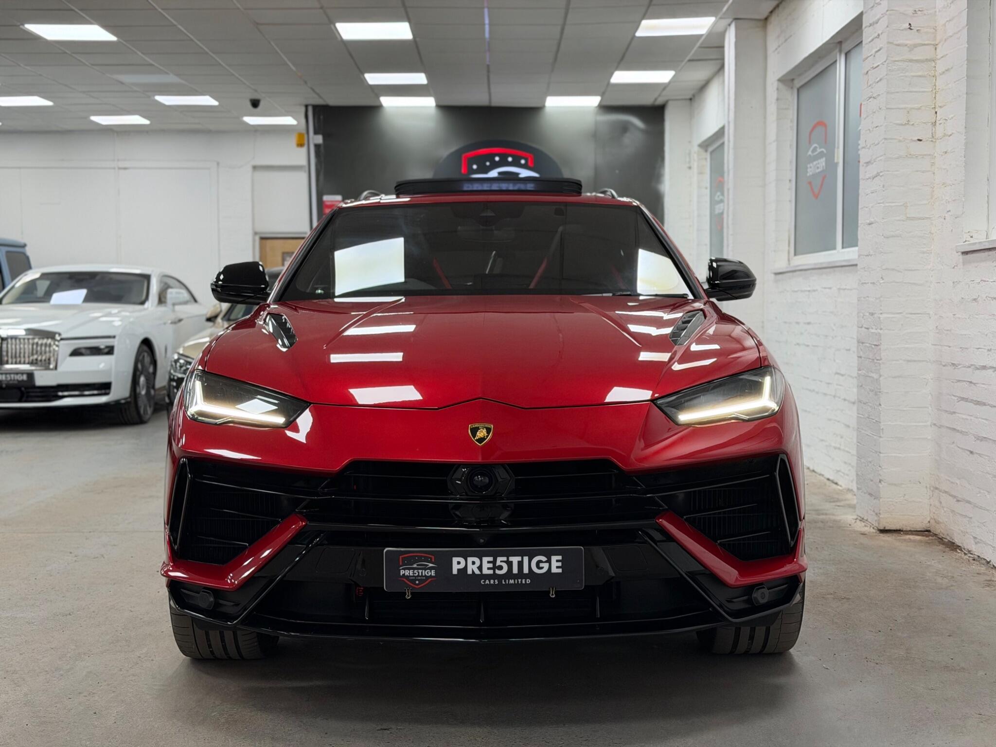 Lamborghini Urus view 25