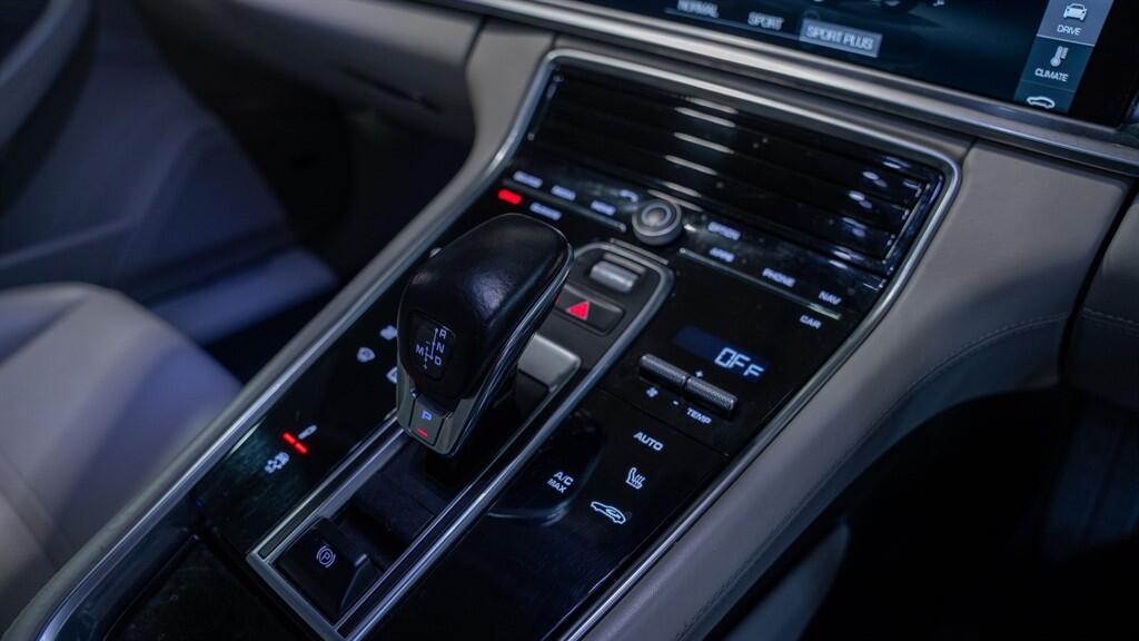 Porsche Panamera view 62