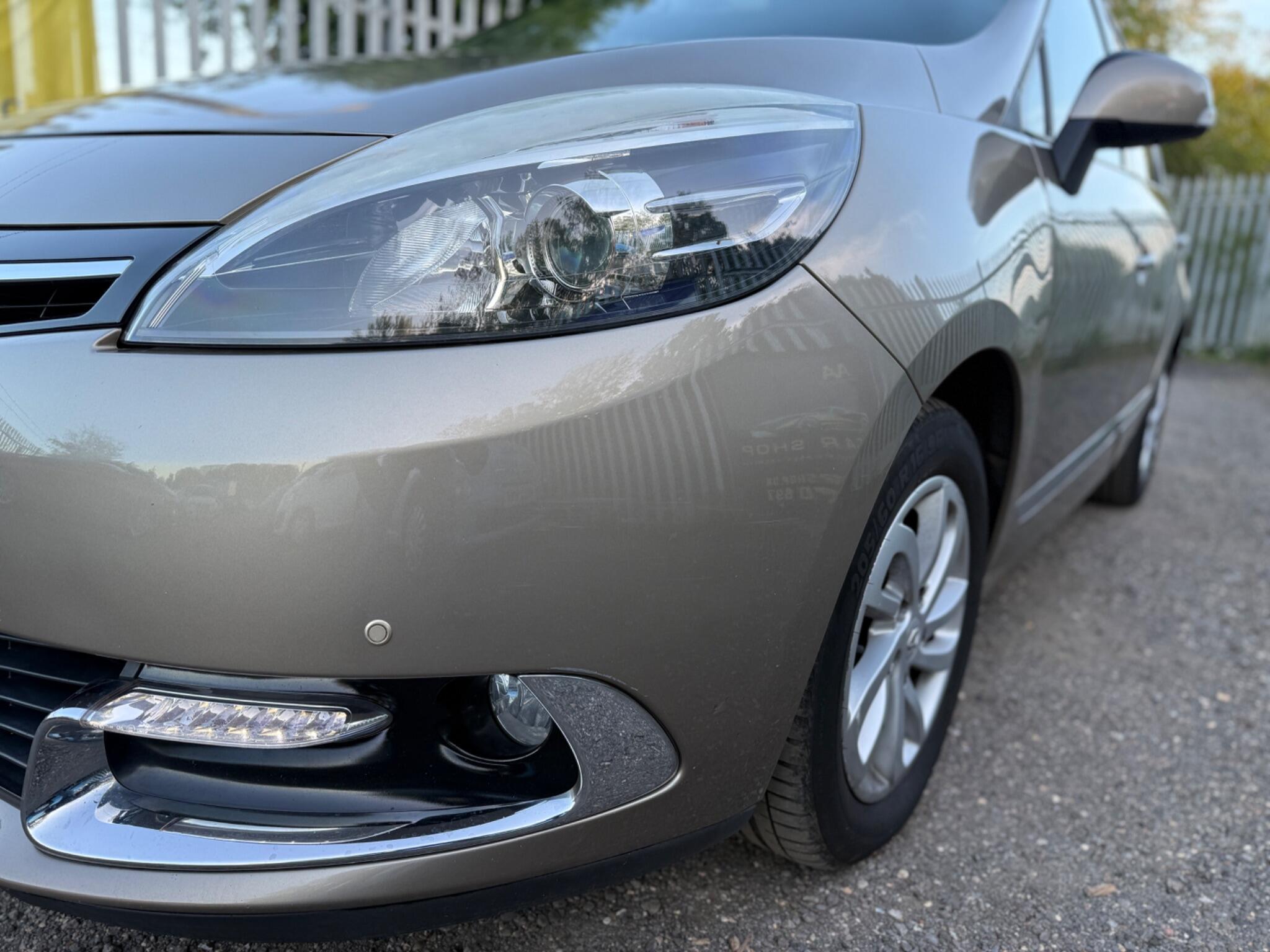 2015 Renault Scenic image 46