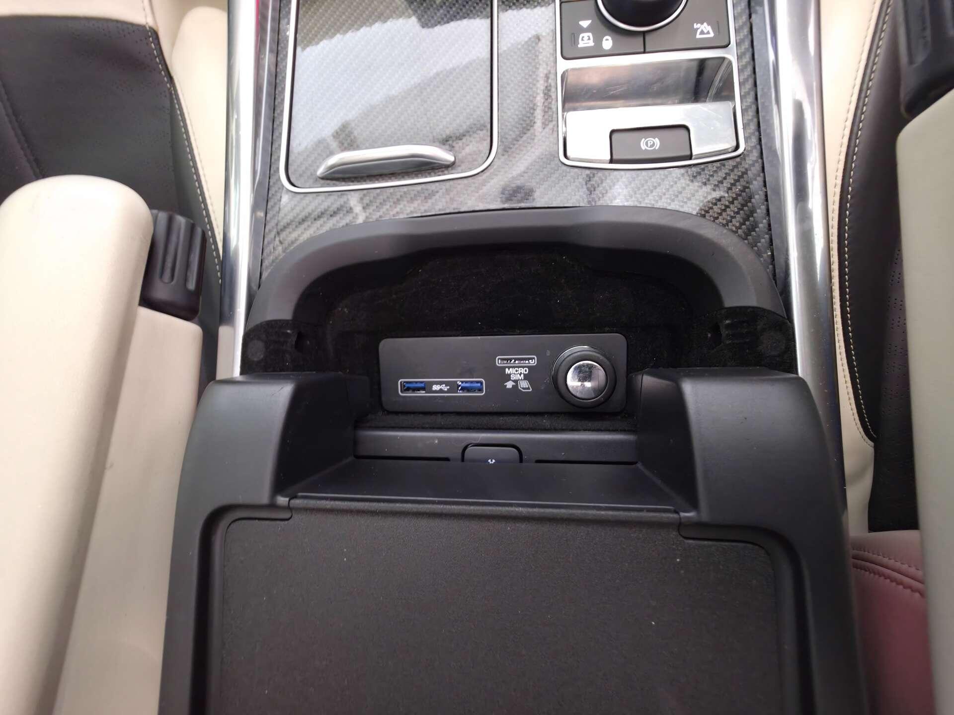 Land Rover Range Rover Sport view 61