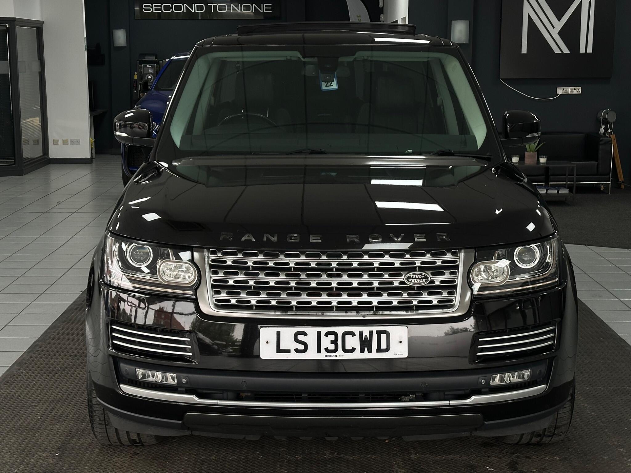 Land Rover Range Rover view 5