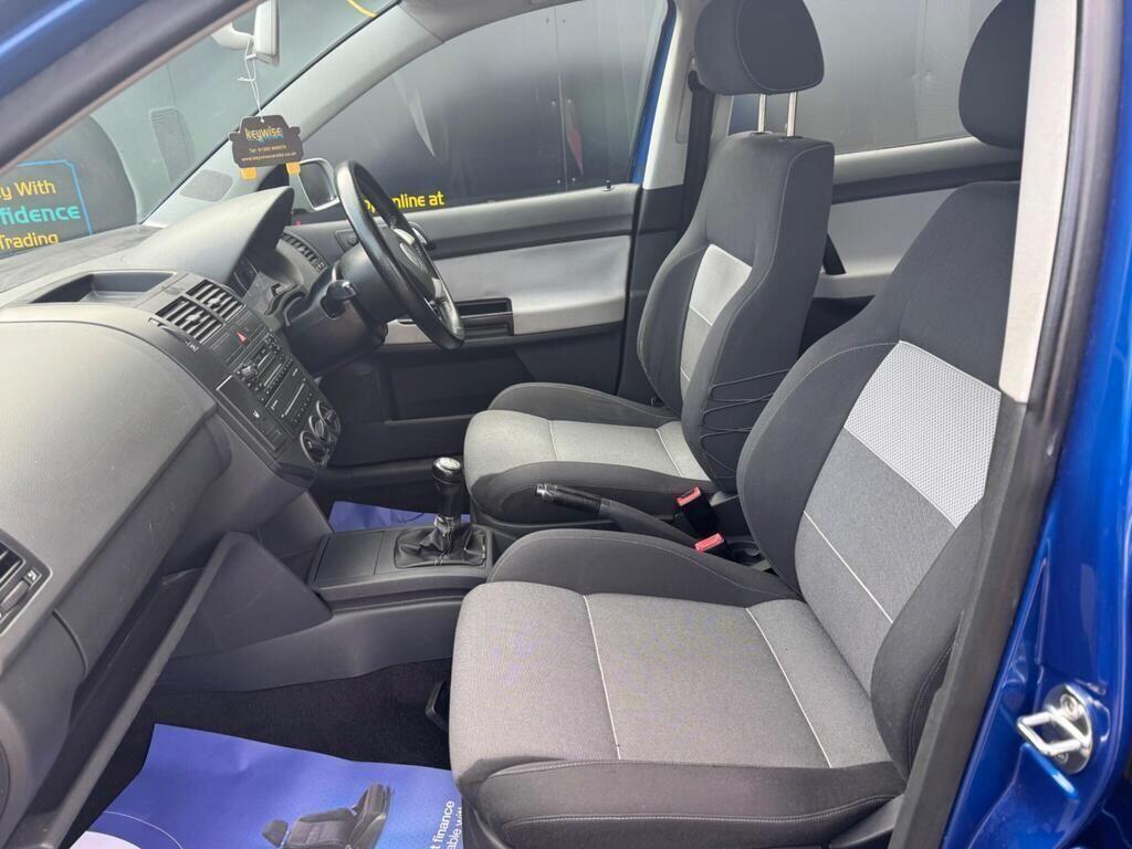 Volkswagen Polo view 16