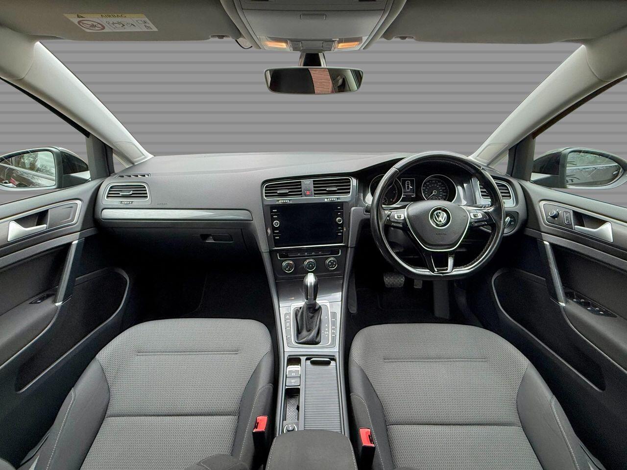 Volkswagen Golf view 22