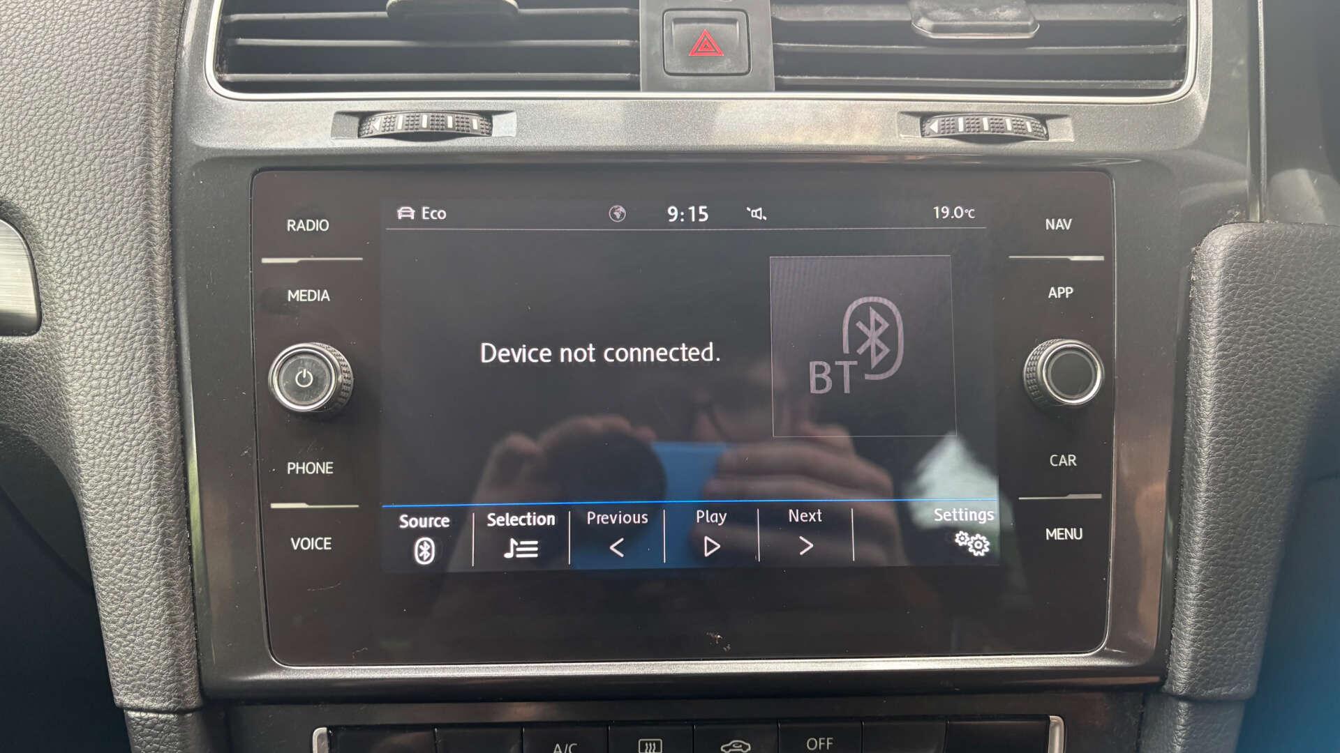 Volkswagen Golf view 28