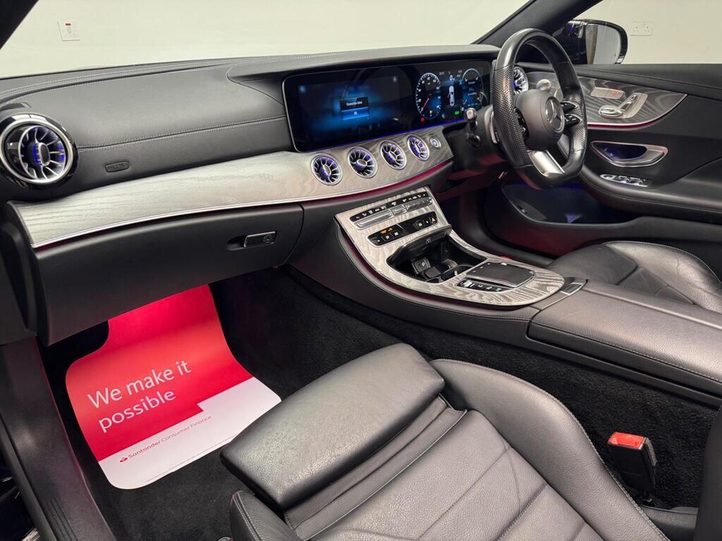 Mercedes-Benz E-Class view 8