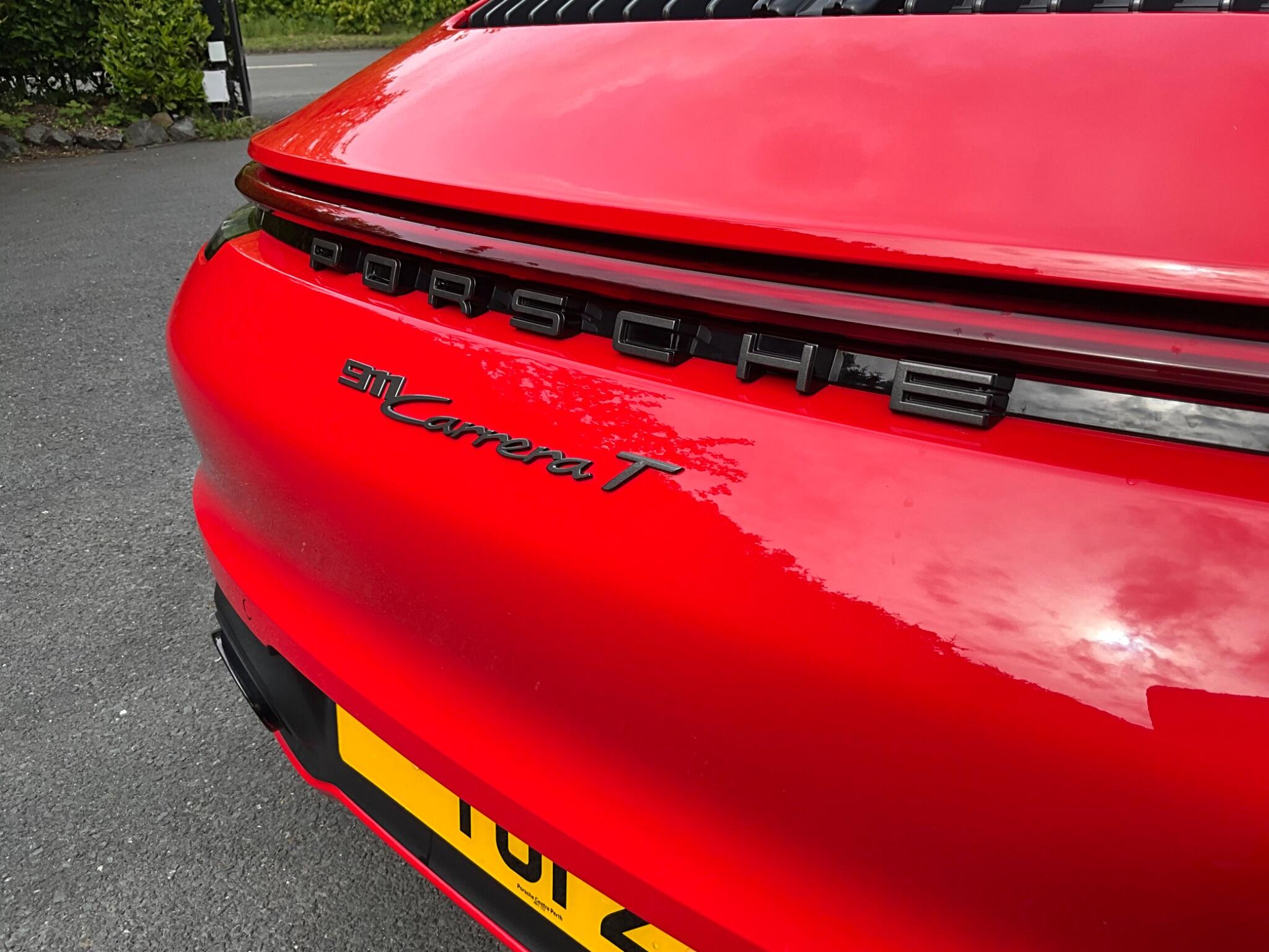 Porsche 911 view 38