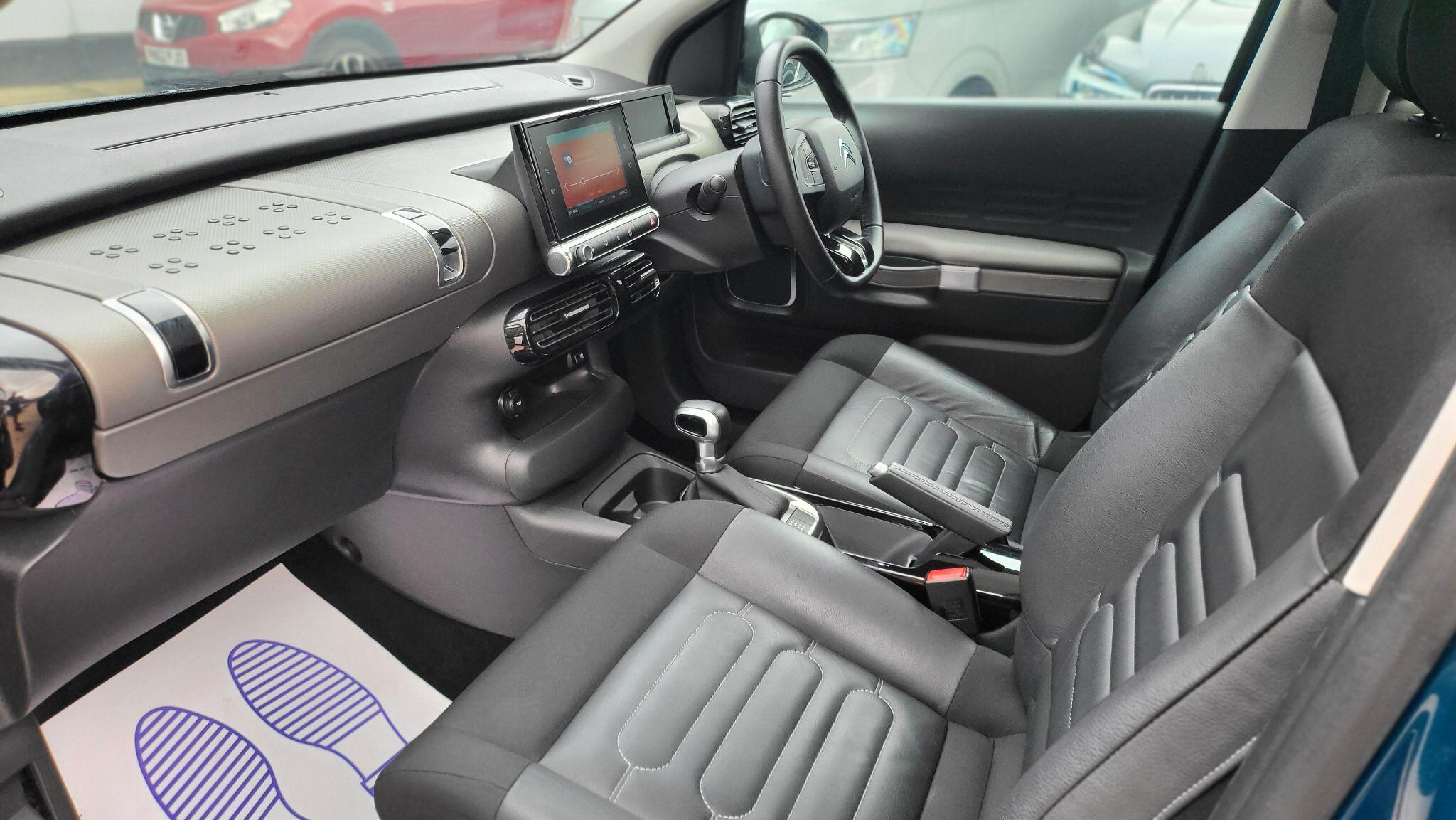 Citroen C4 Cactus view 25