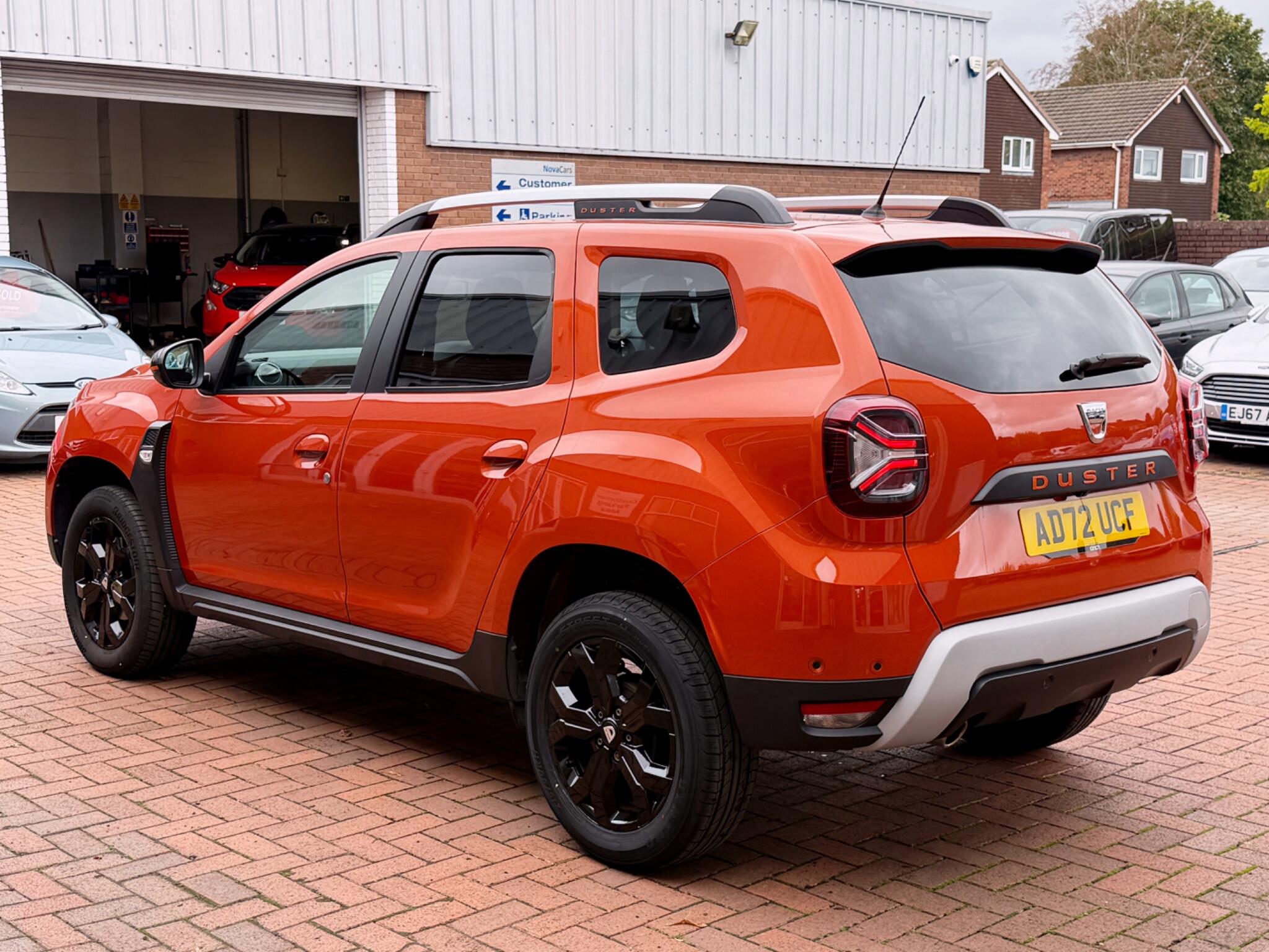 Dacia Duster view 23