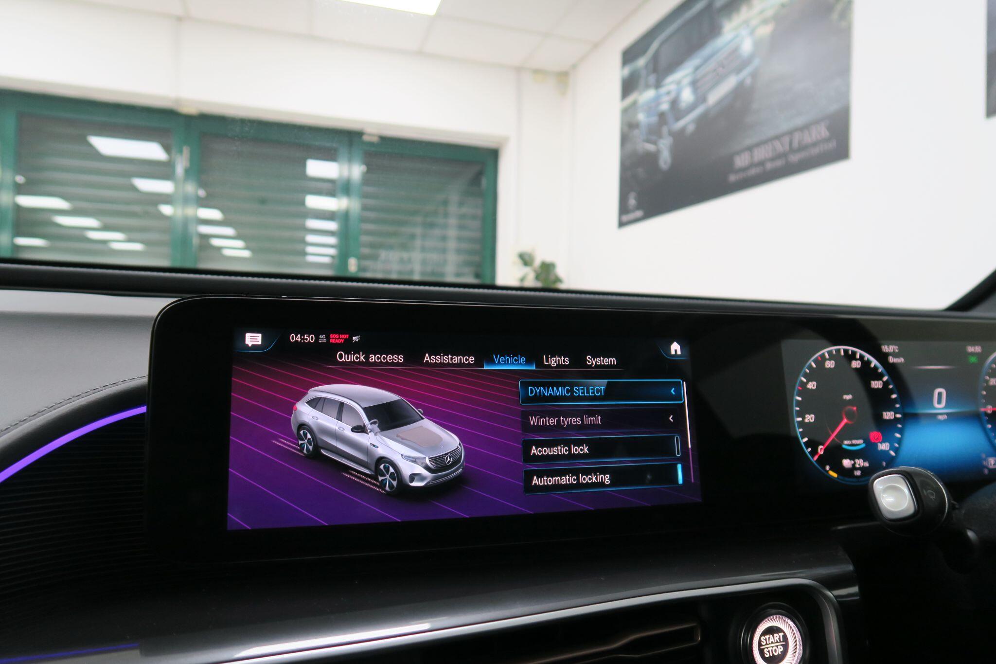 Mercedes-Benz EQC view 14