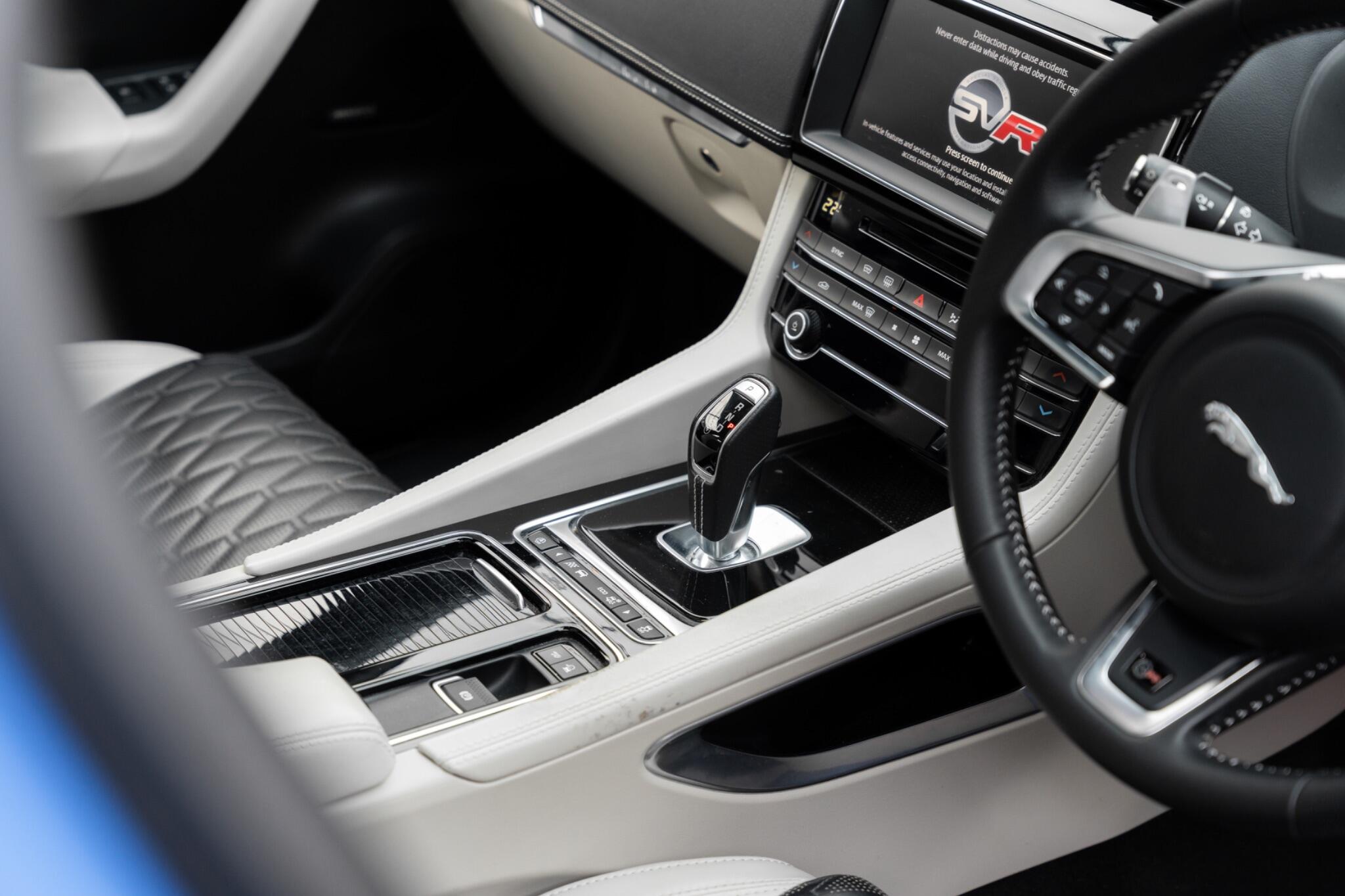 Jaguar F-Pace view 23