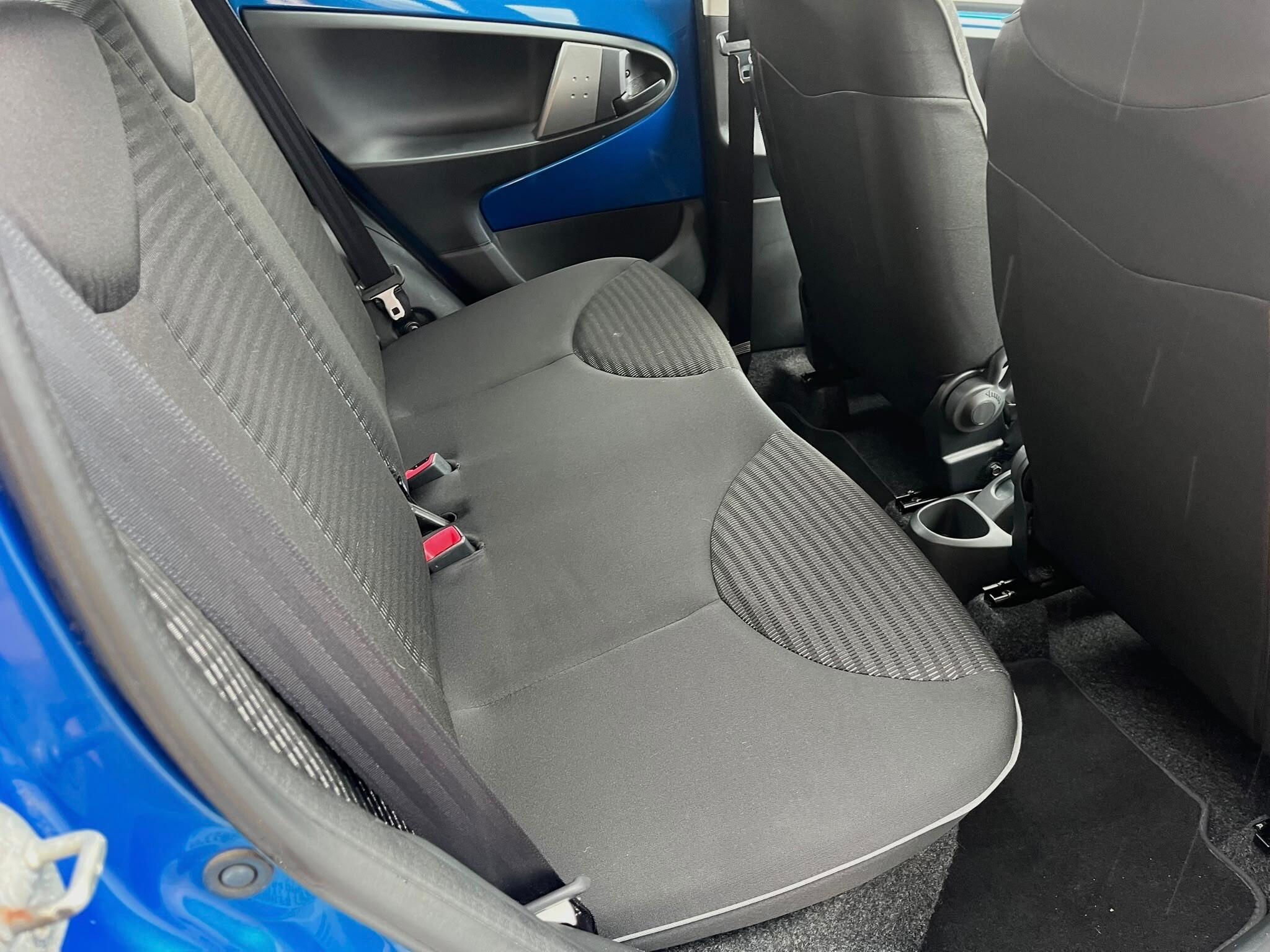 Peugeot 107 view 26