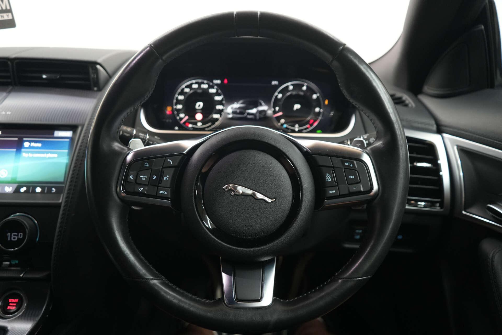 Jaguar F-Type view 38