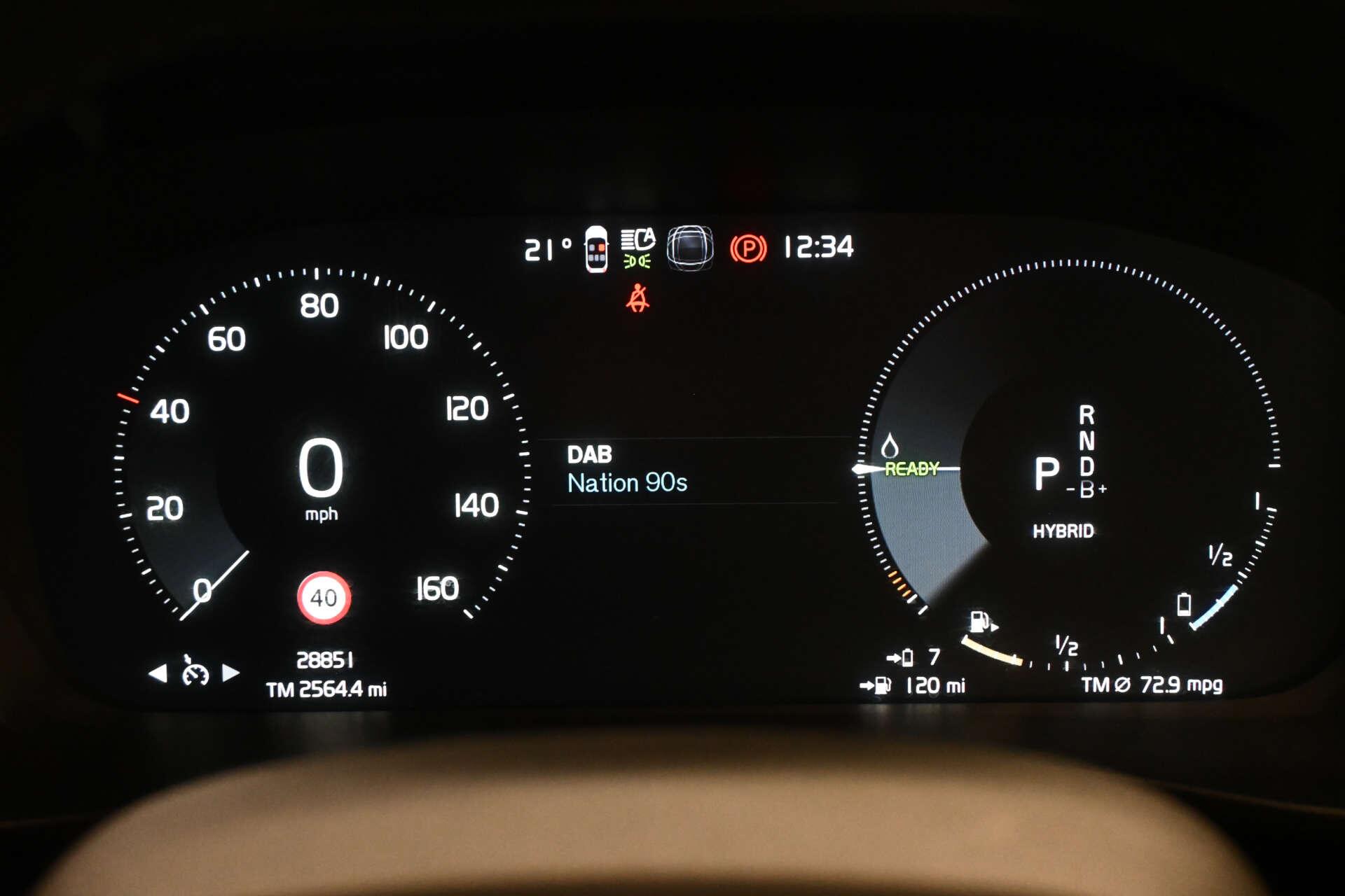 Volvo XC40 view 37