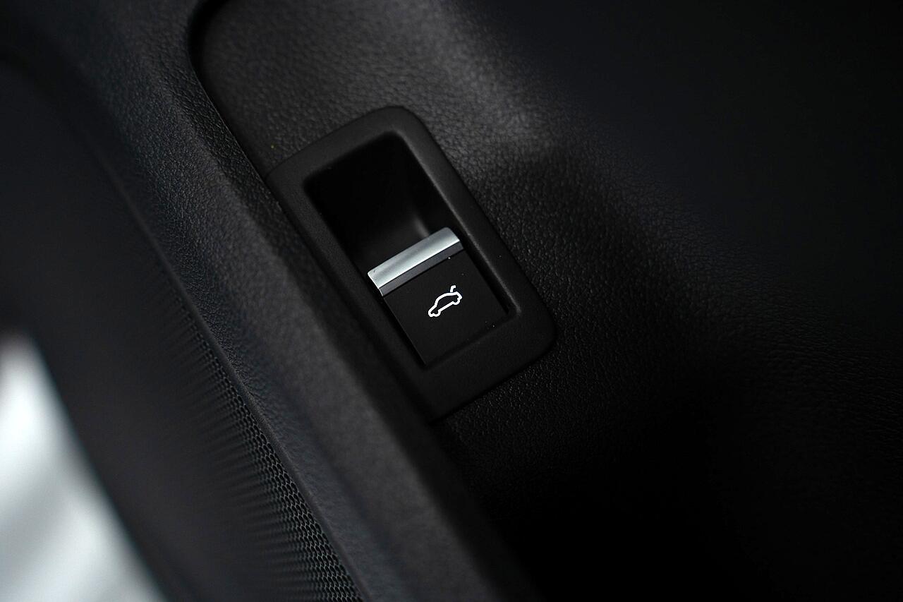 Audi A5 view 5