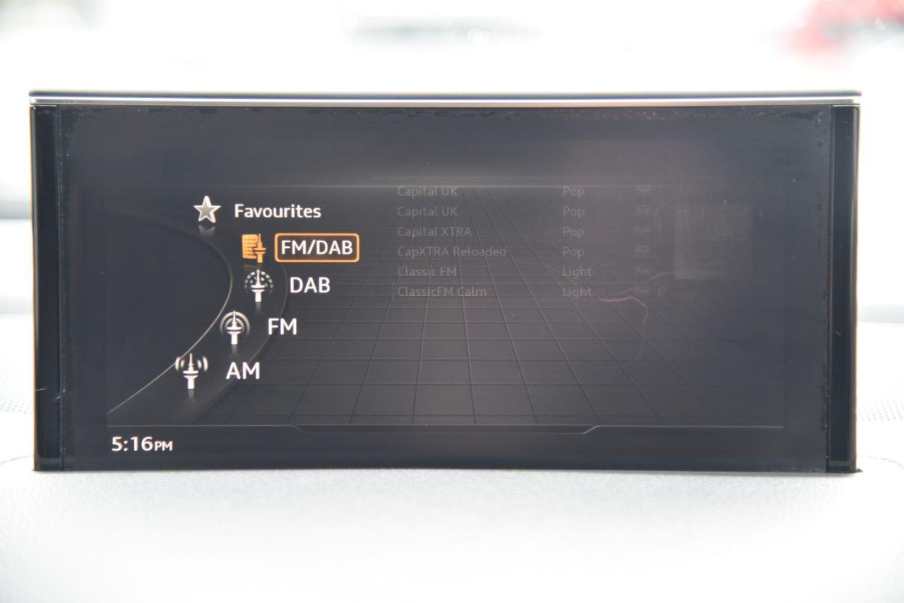 Audi Q7 view 45