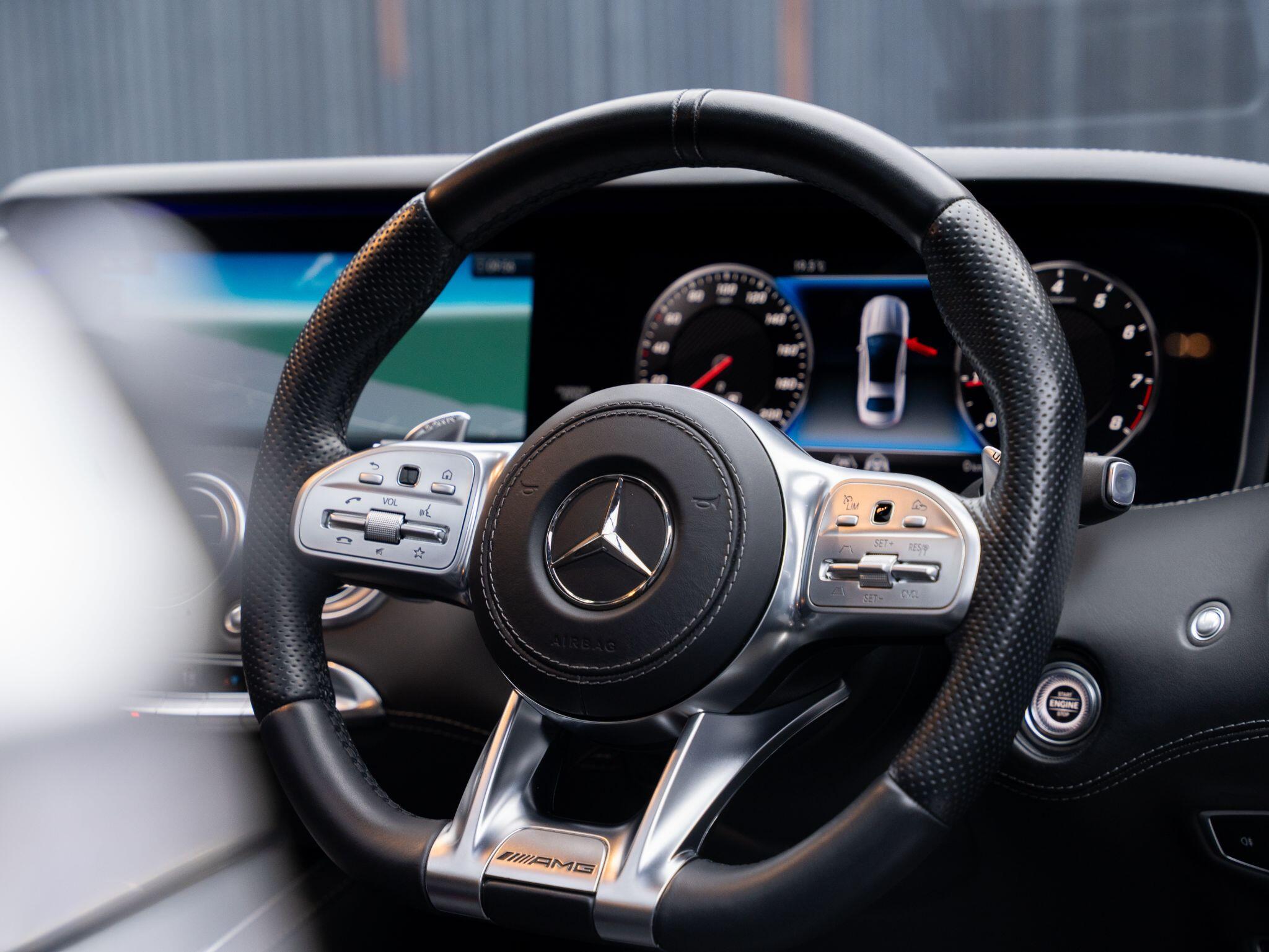 Mercedes-Benz S-Class view 50