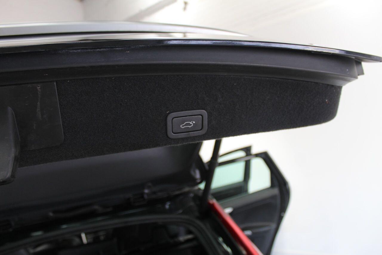 Volvo XC60 view 24