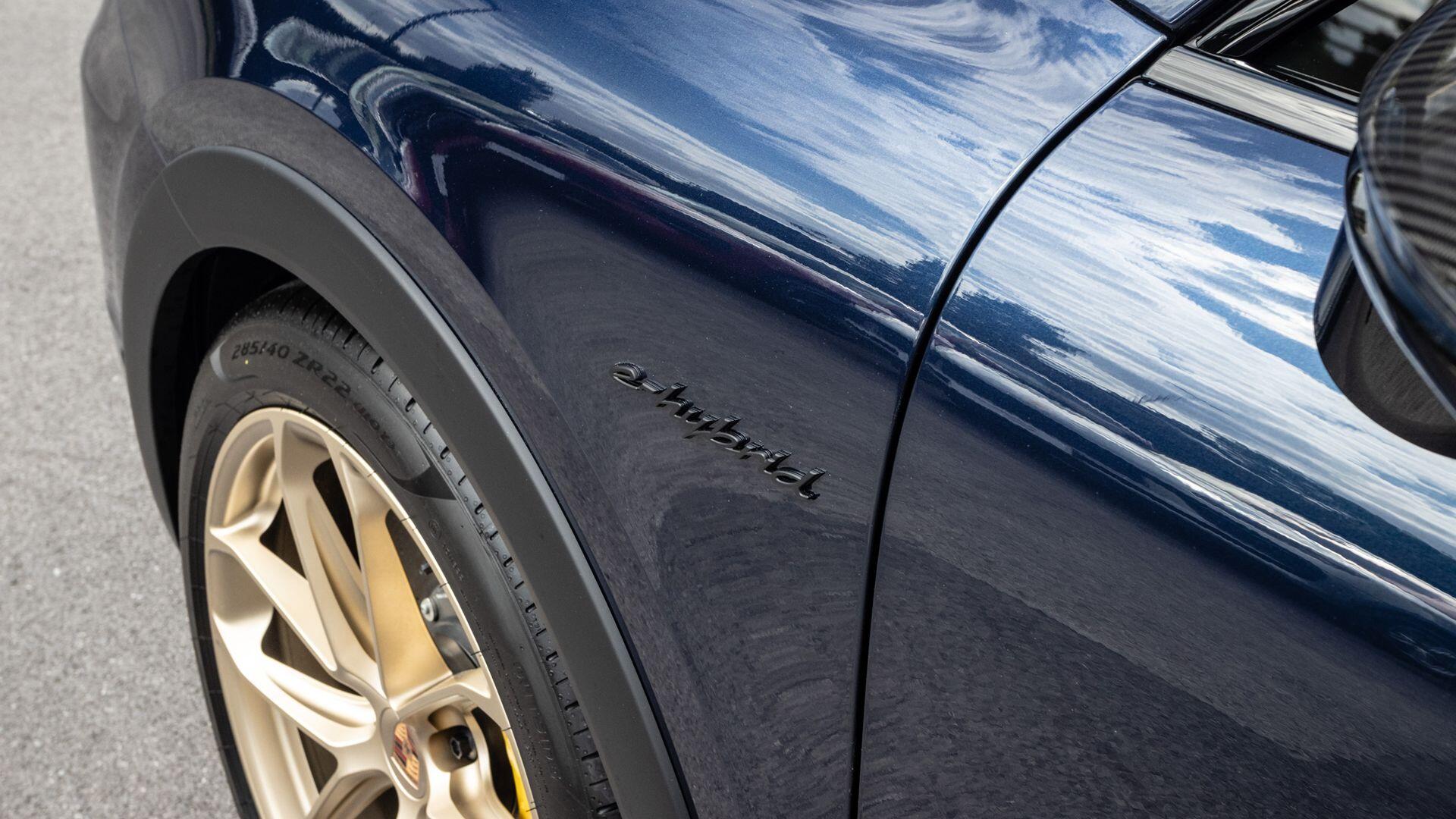 Porsche Cayenne view 34