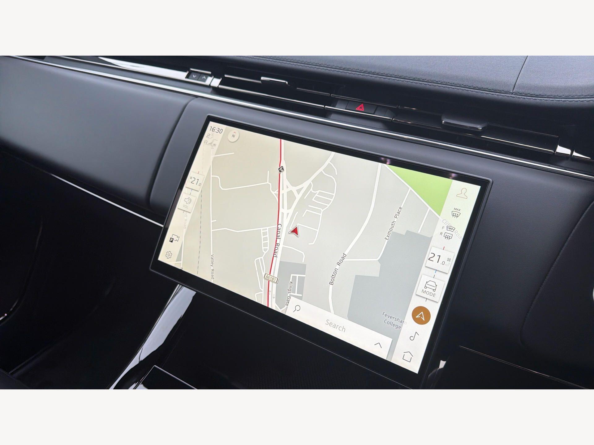 Land Rover Range Rover Sport view 13