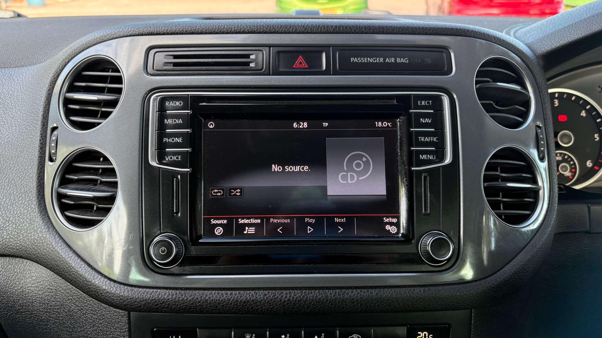 Volkswagen Tiguan view 27