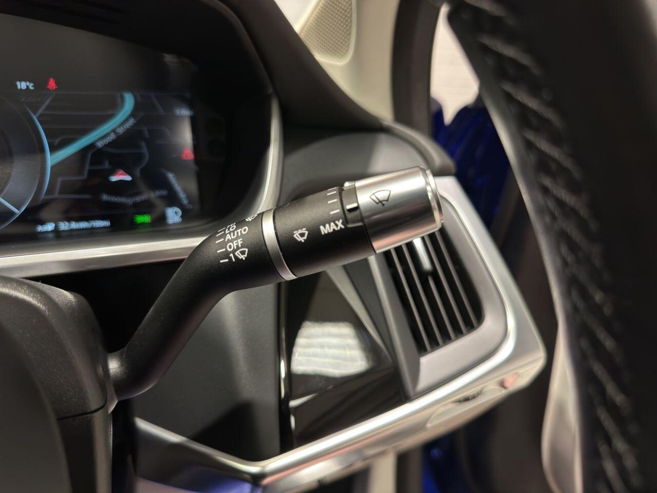 Jaguar I-Pace view 16